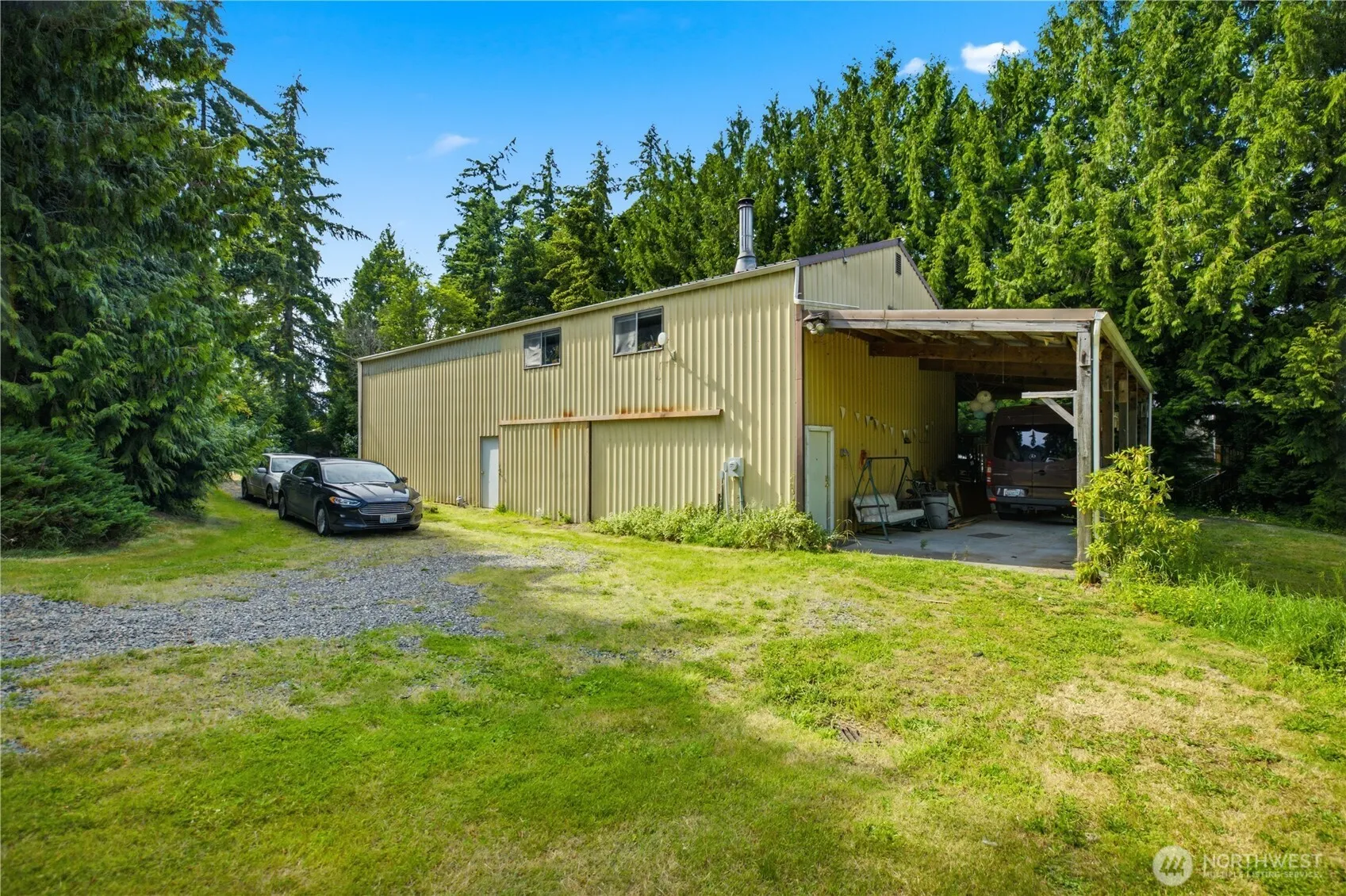 Property photo for 415 118th Avenue E, Edgewood photo 3