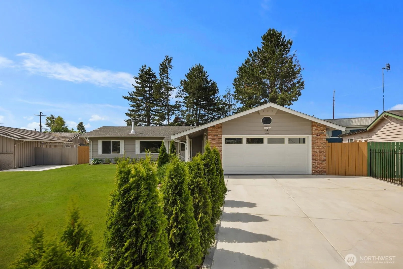 Property photo for 16715 116th Place Se, Renton