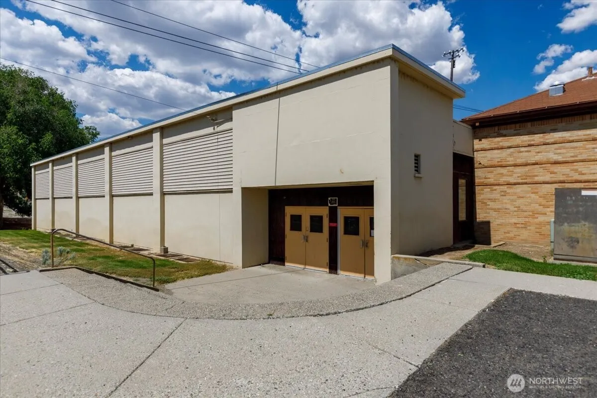 Property photo for 412 Federal Avenue, Grand Coulee photo 4