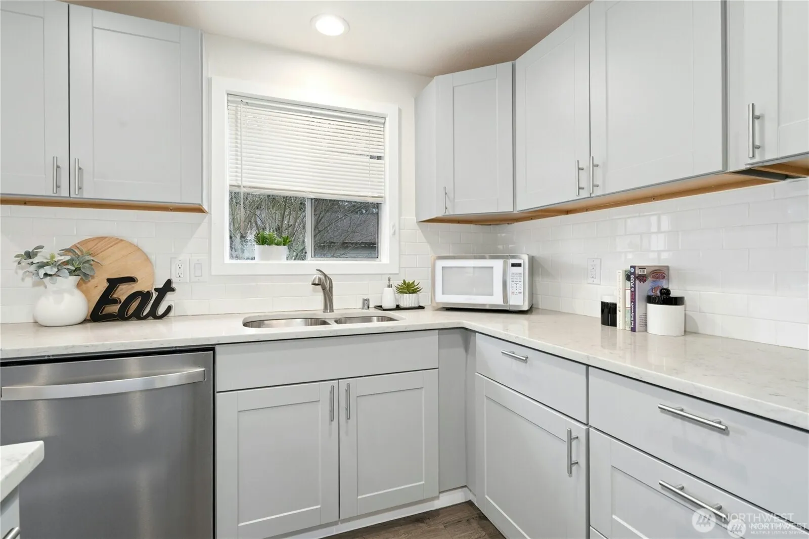 Property photo for 7909 218th Street Sw #6, Edmonds photo 5