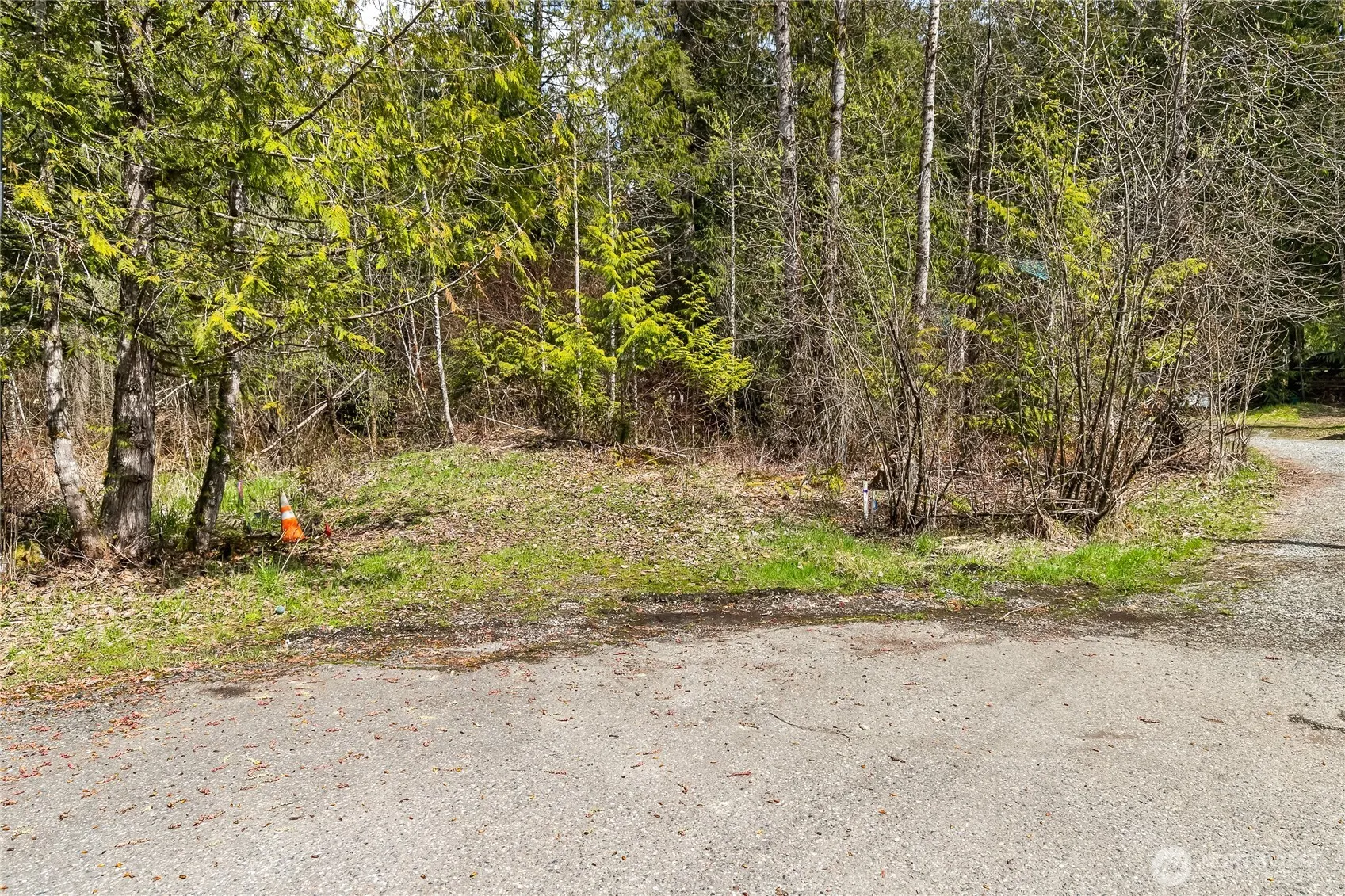 Property photo for 17045 Iceberg Road, Glacier