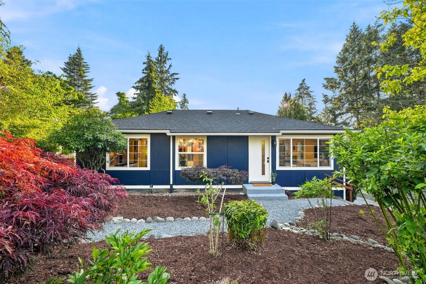 Property photo for 17211 3rd Avenue Ne, Shoreline photo 3