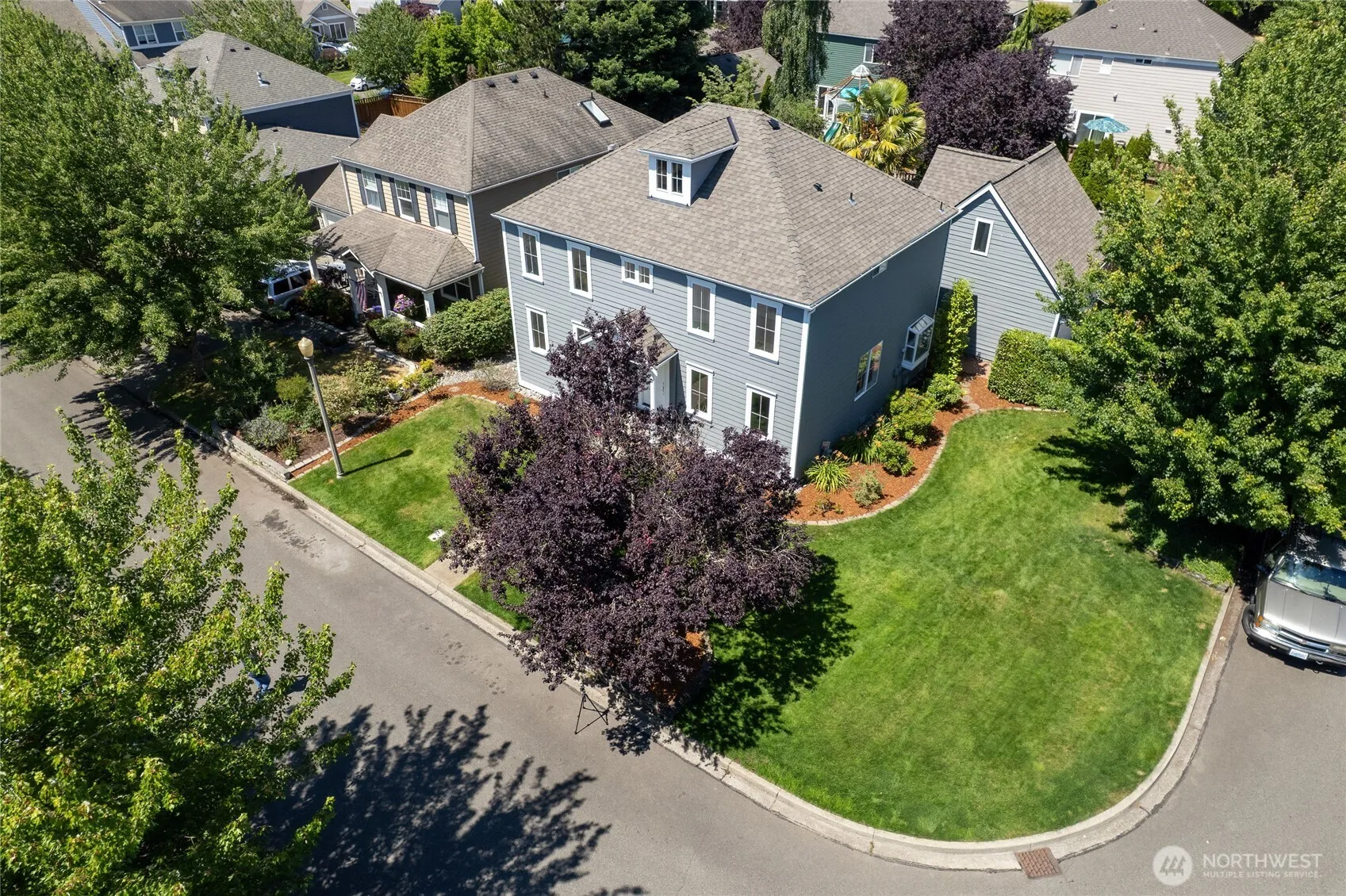 Property photo for 3207 Parkside Circle Ne, Tacoma