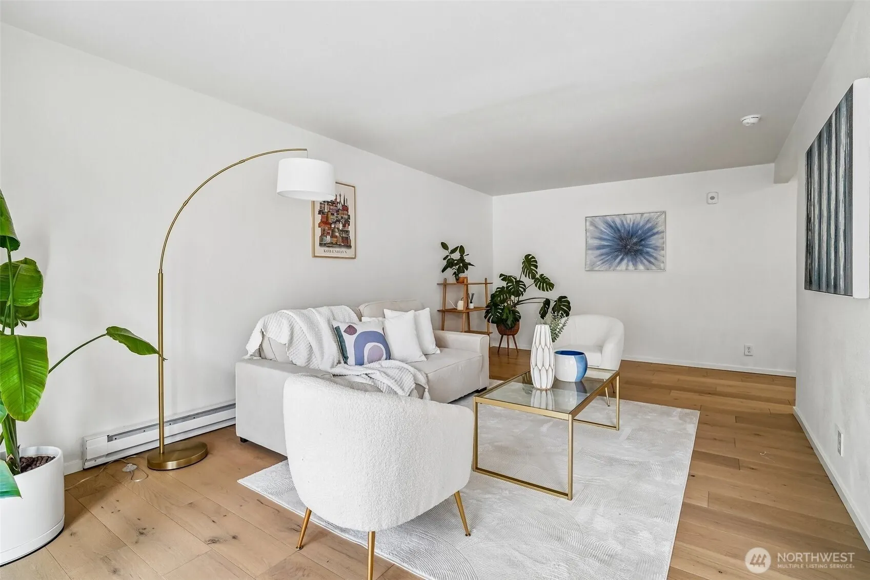 Property photo for 12700 Ne 8th Street #e-104, Bellevue photo 4