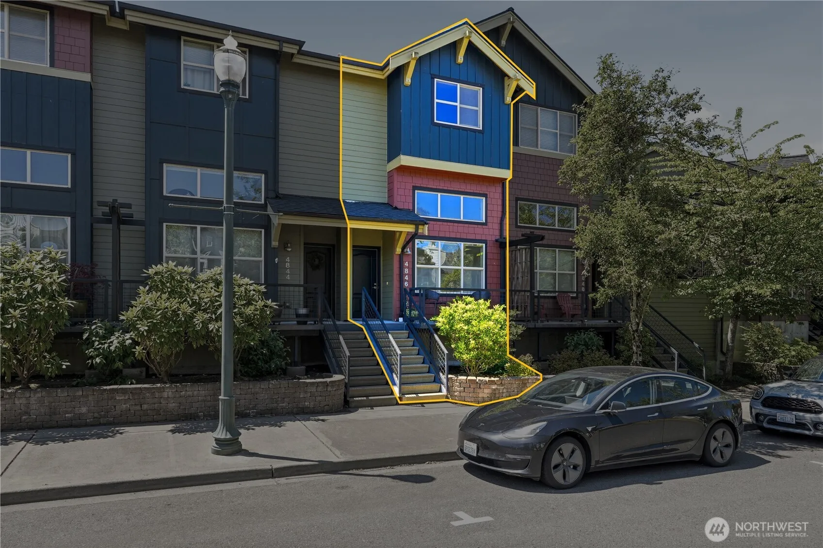 Property photo for 4846 Pointes Drive, Mukilteo photo 2