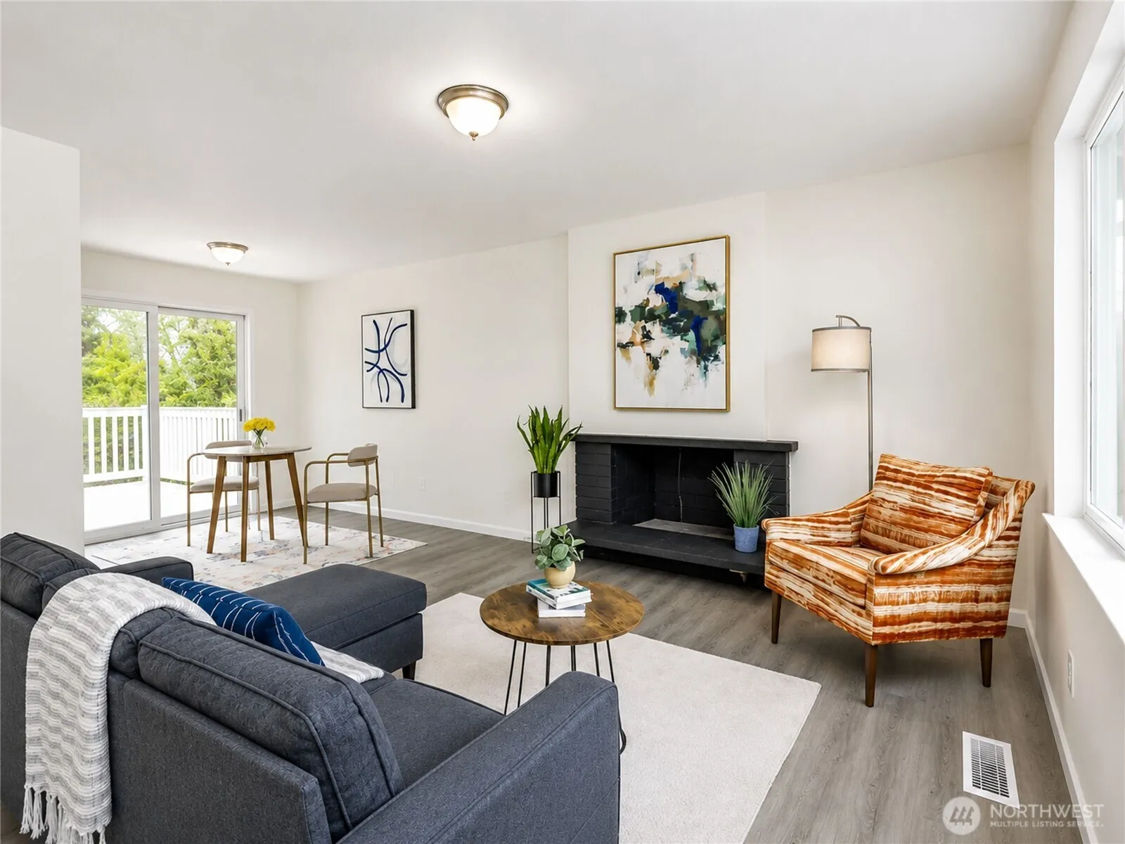 Property photo for 9439 11th Avenue Sw, Seattle photo 2