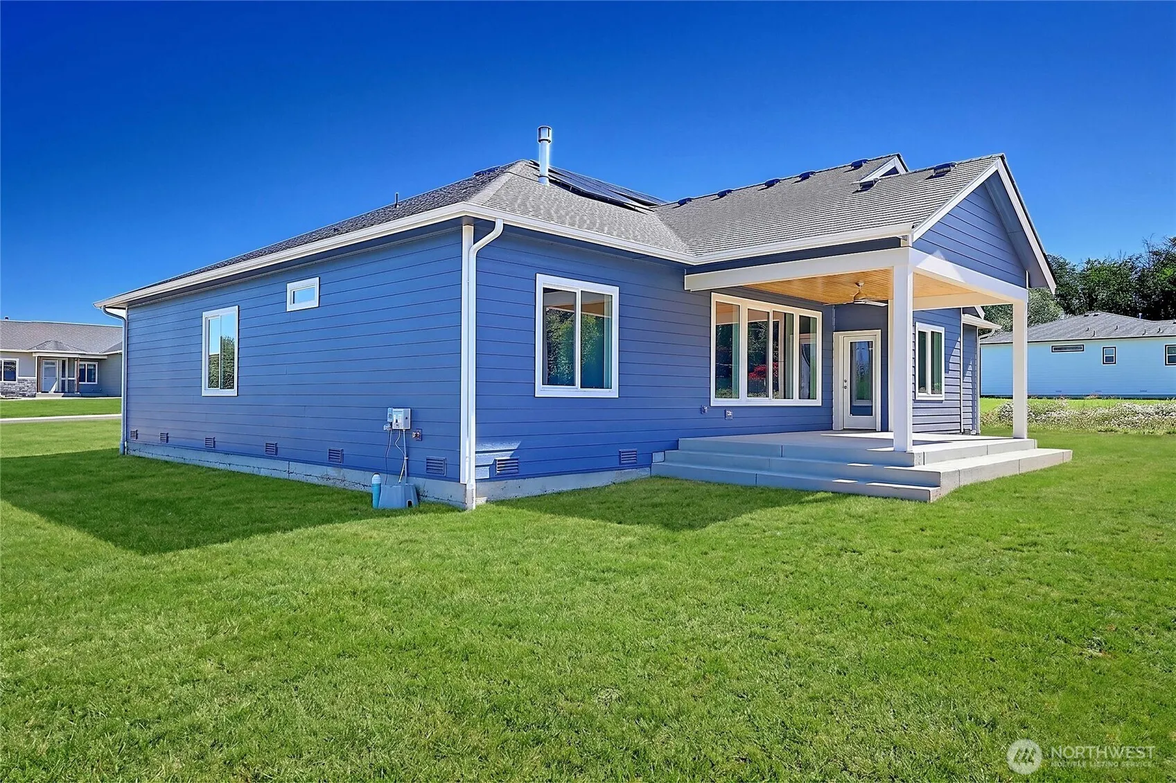 Property photo for 27014 36th Avenue Nw, Stanwood photo 5