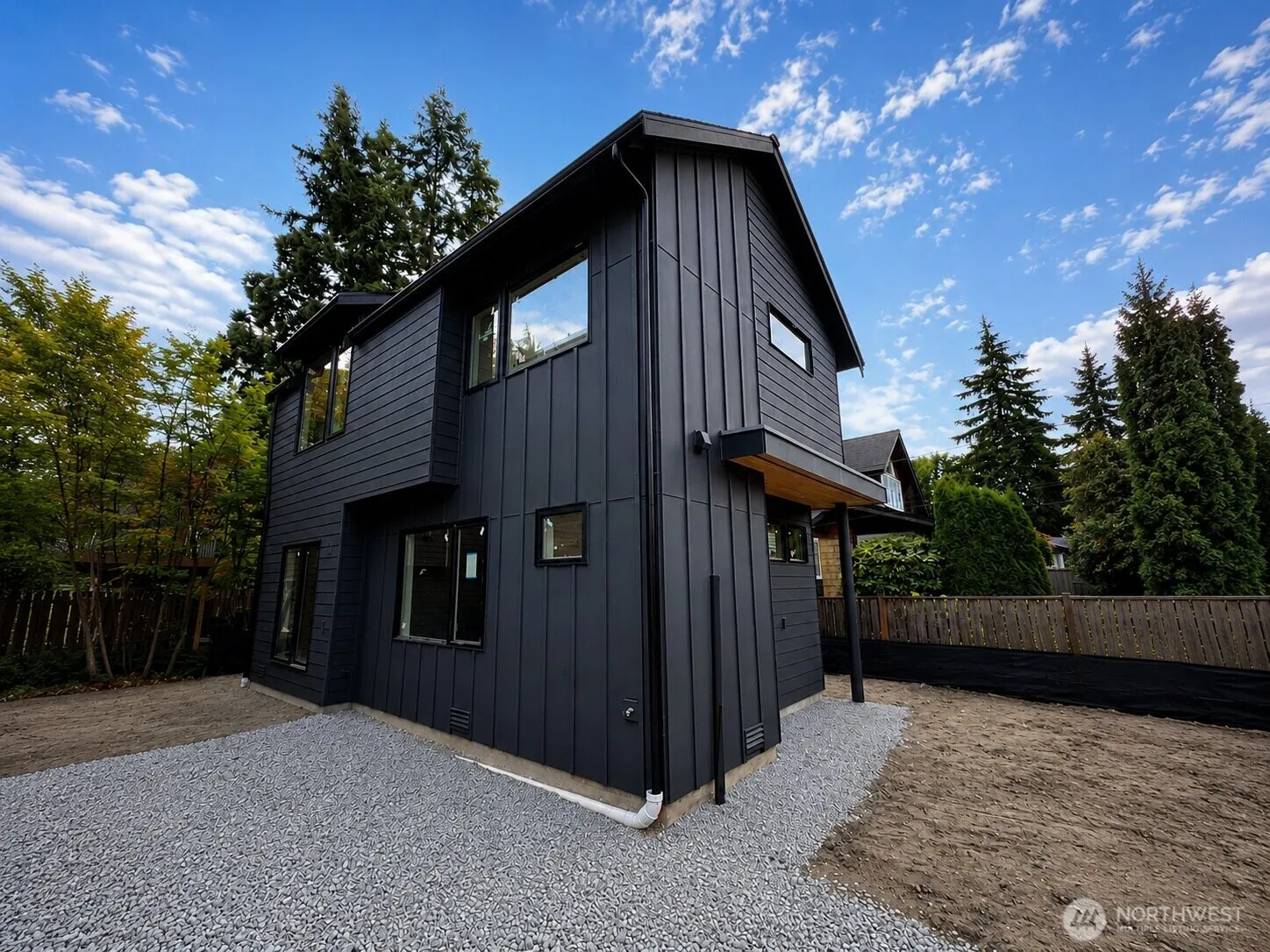 Property photo for 4909 Sw Canada Drive, Seattle photo 2