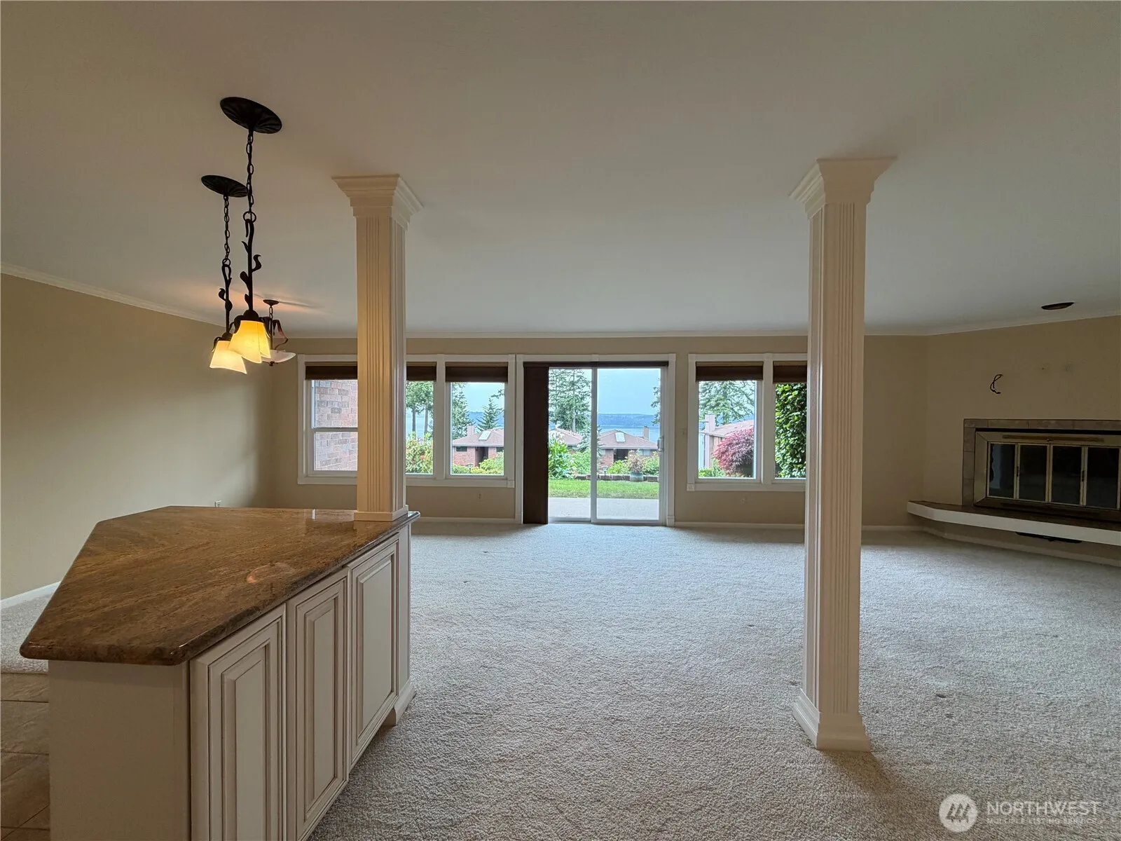 Property photo for 8112 53rd Avenue W #611, Mukilteo photo 4