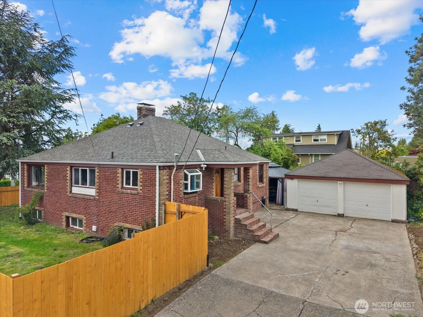Property photo for 8724 16th Avenue Sw, Seattle photo 2