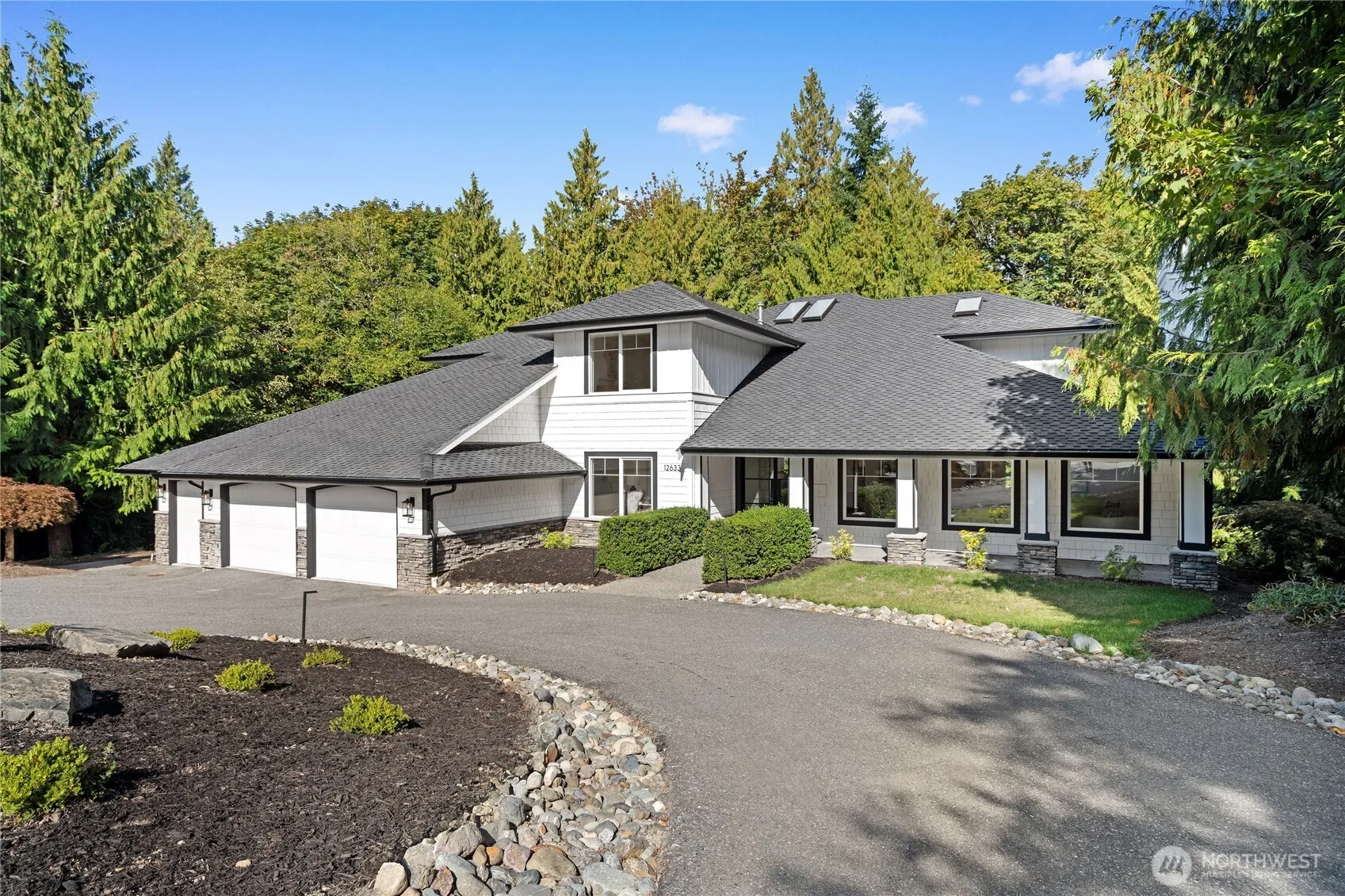 Property photo for 12633 75th Street Se, Snohomish photo 3