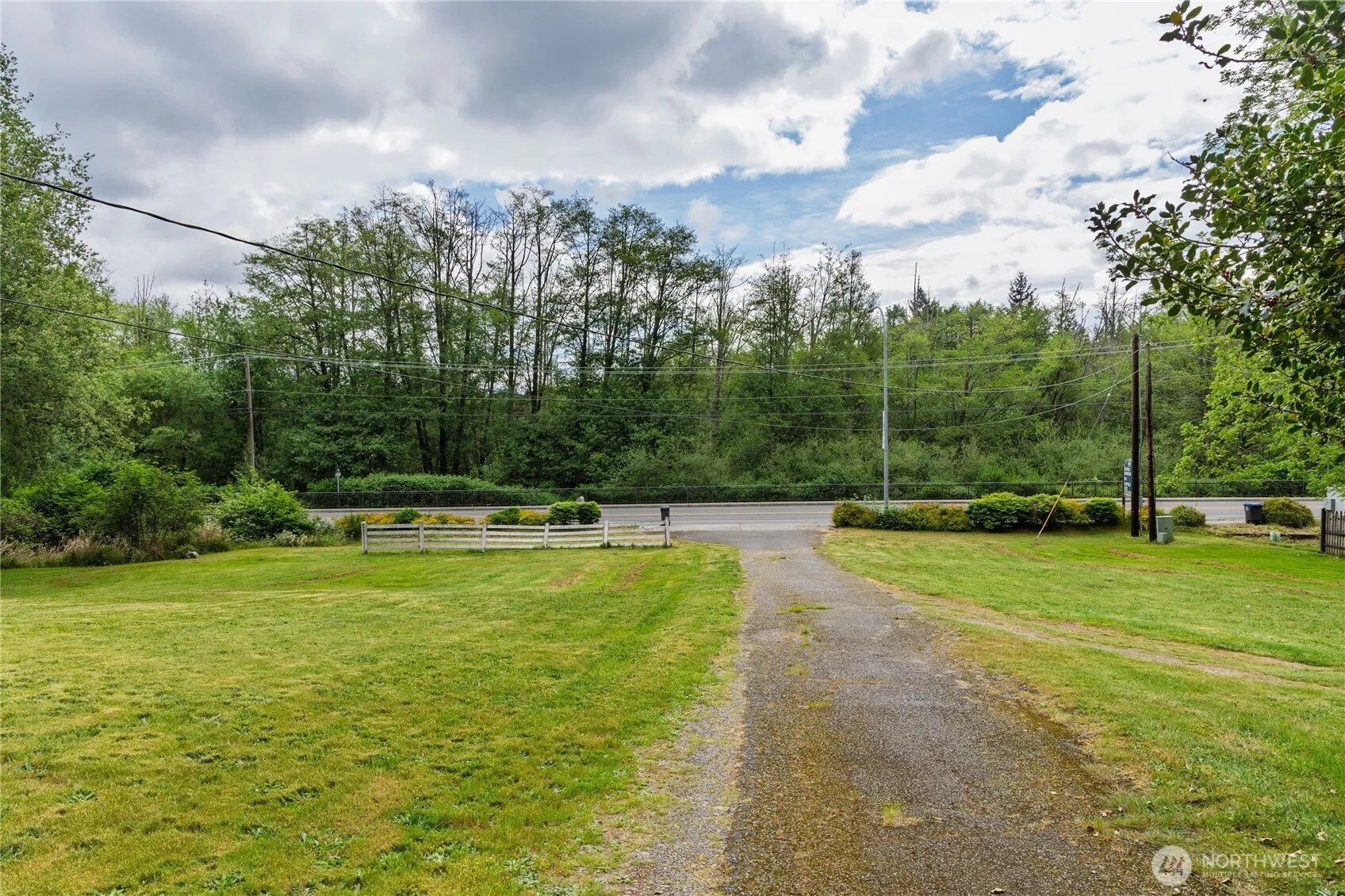 Property photo for 20853 Viking Avenue Nw, Poulsbo photo 3