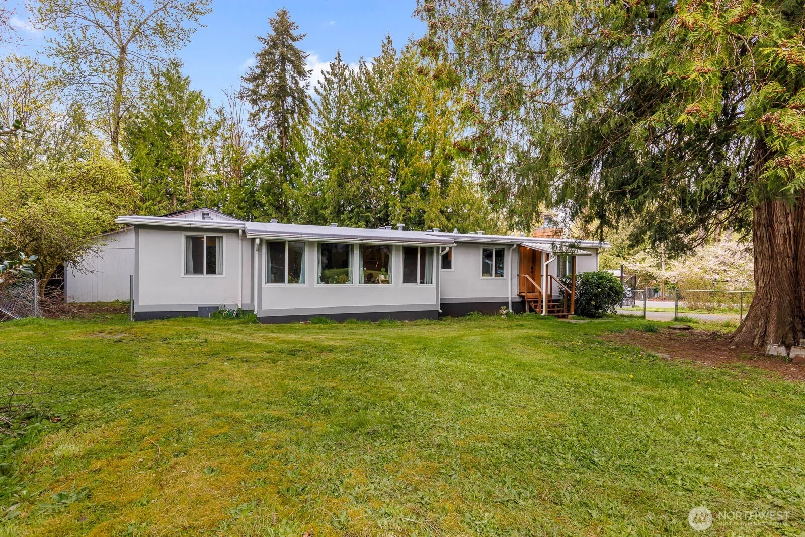 Property photo for 18405 Se 162nd Street, Renton photo 2