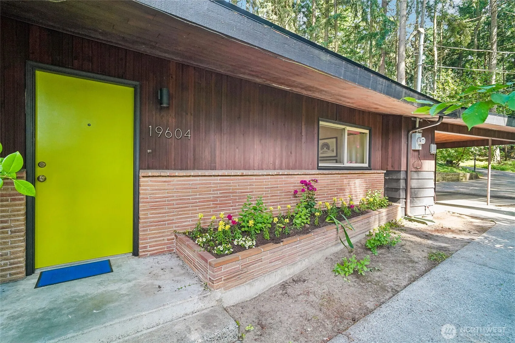 Property photo for 19604 10th Avenue Ne, Shoreline