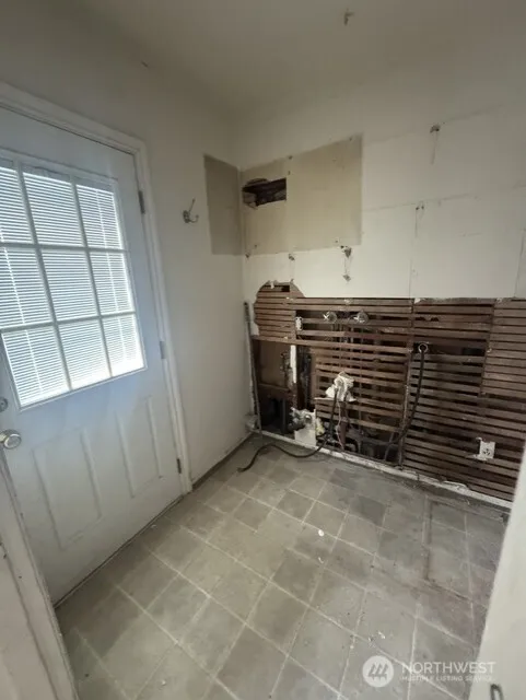 Property photo for 8205 S Bell St Street, Tacoma photo 5