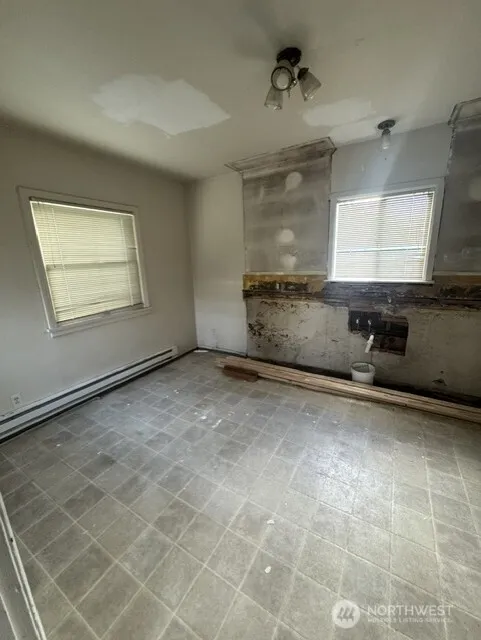 Property photo for 8205 S Bell St Street, Tacoma photo 3