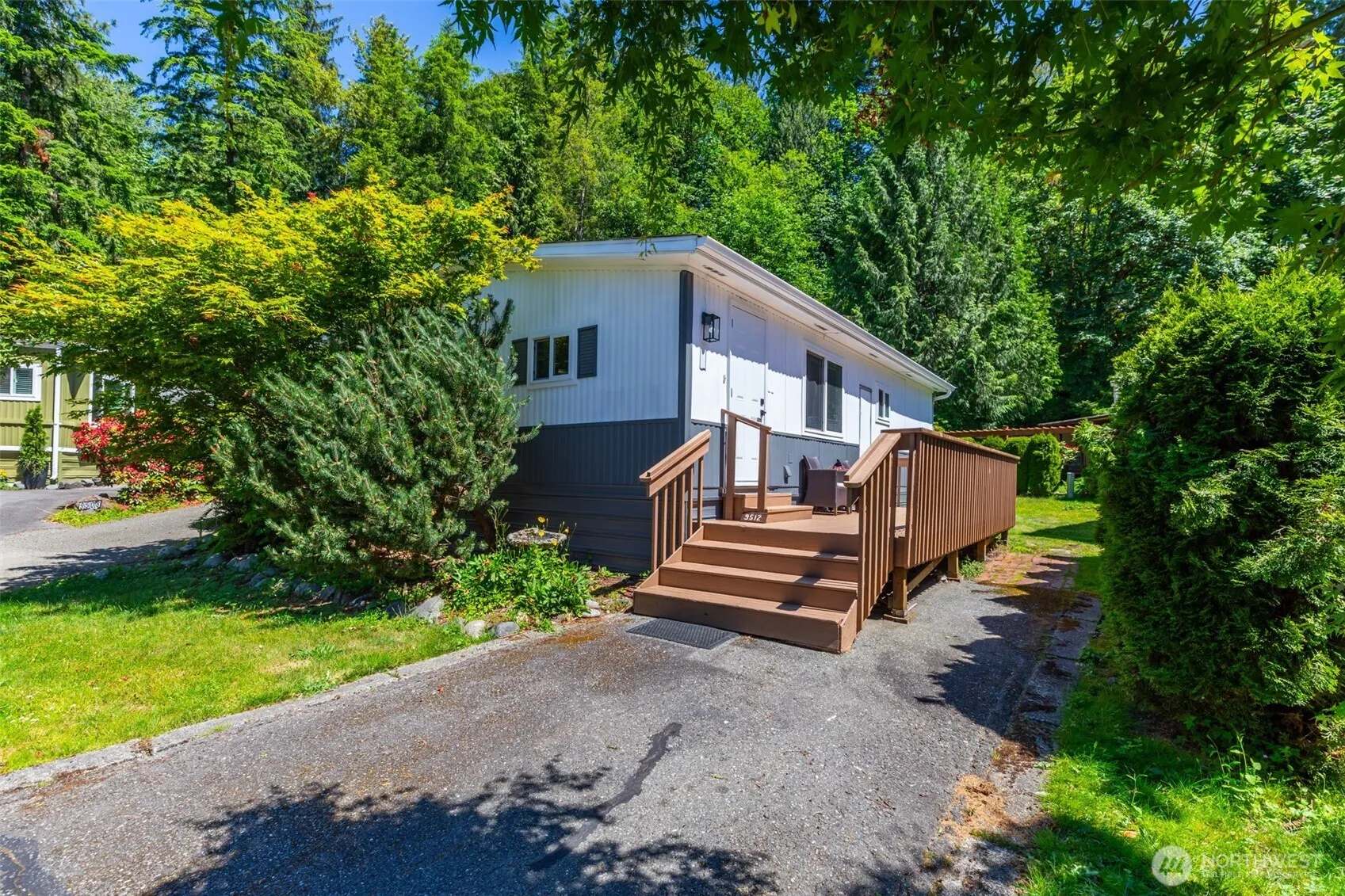 Property photo for 9512 315 Avenue Se #13, Issaquah