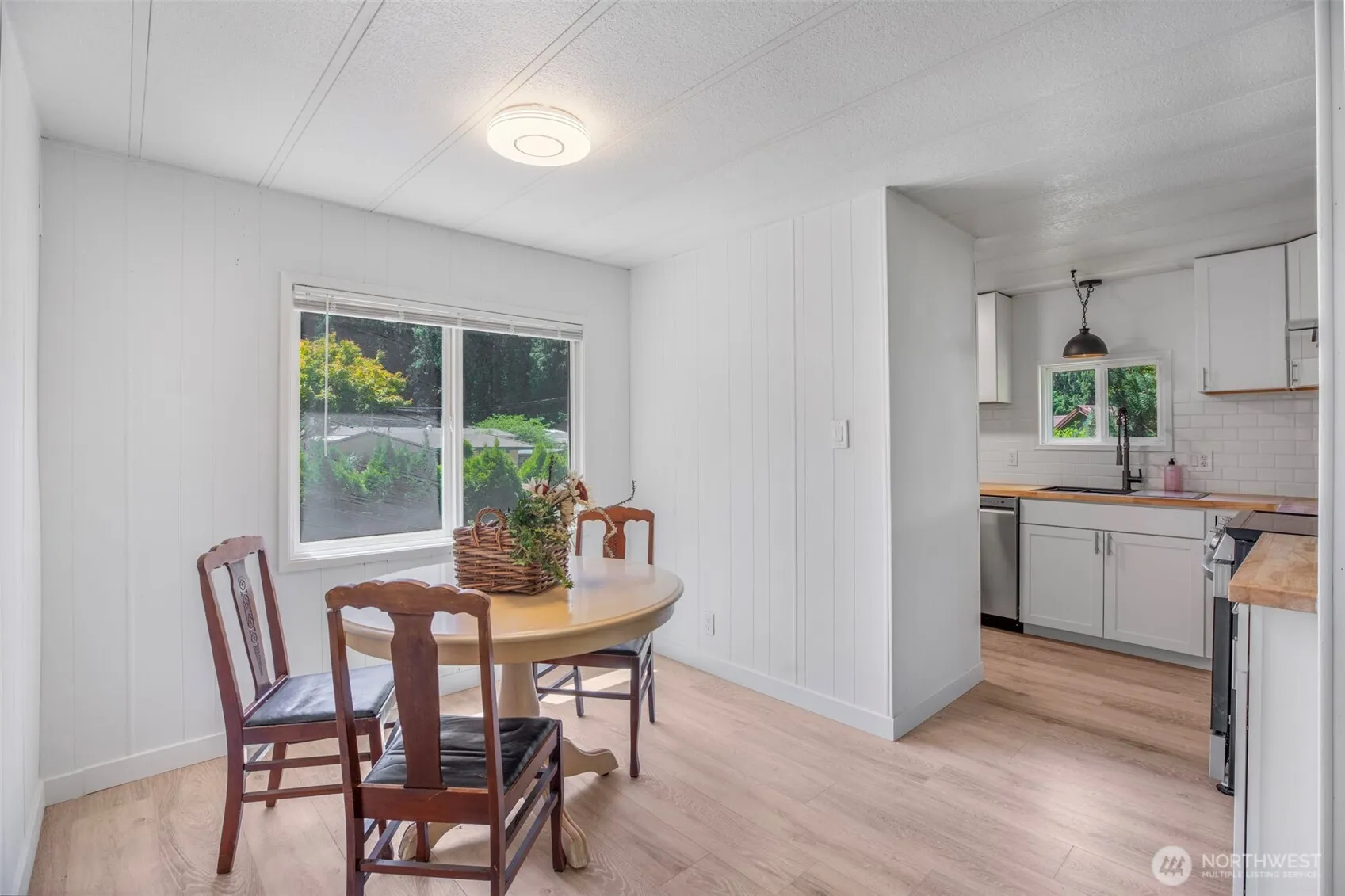 Property photo for 9512 315 Avenue Se #13, Issaquah photo 5