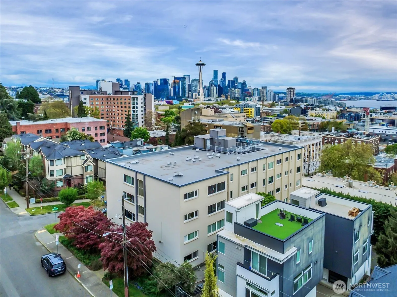 Property photo for 919 2nd Avenue W #505, Seattle photo 5