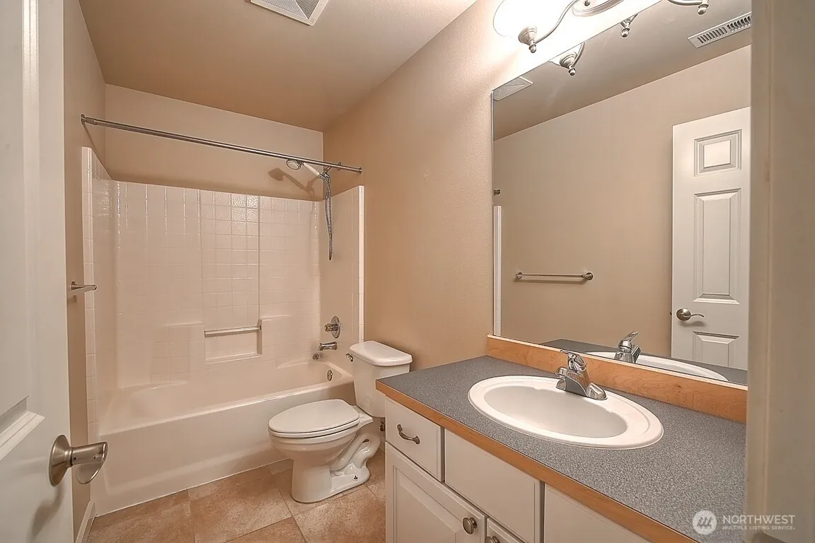 Property photo for 7617 Orchard Avenue Se, Snoqualmie photo 5