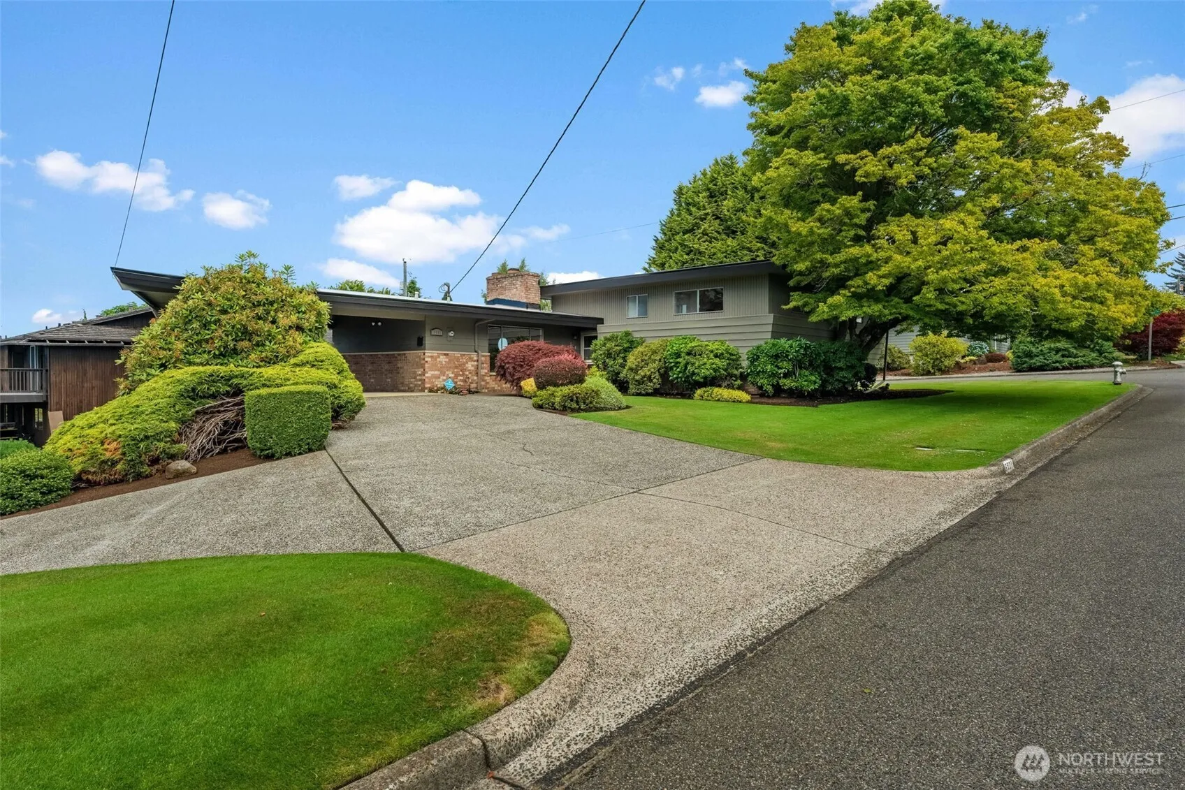 Property photo for 6901 N 18th Street, Tacoma
