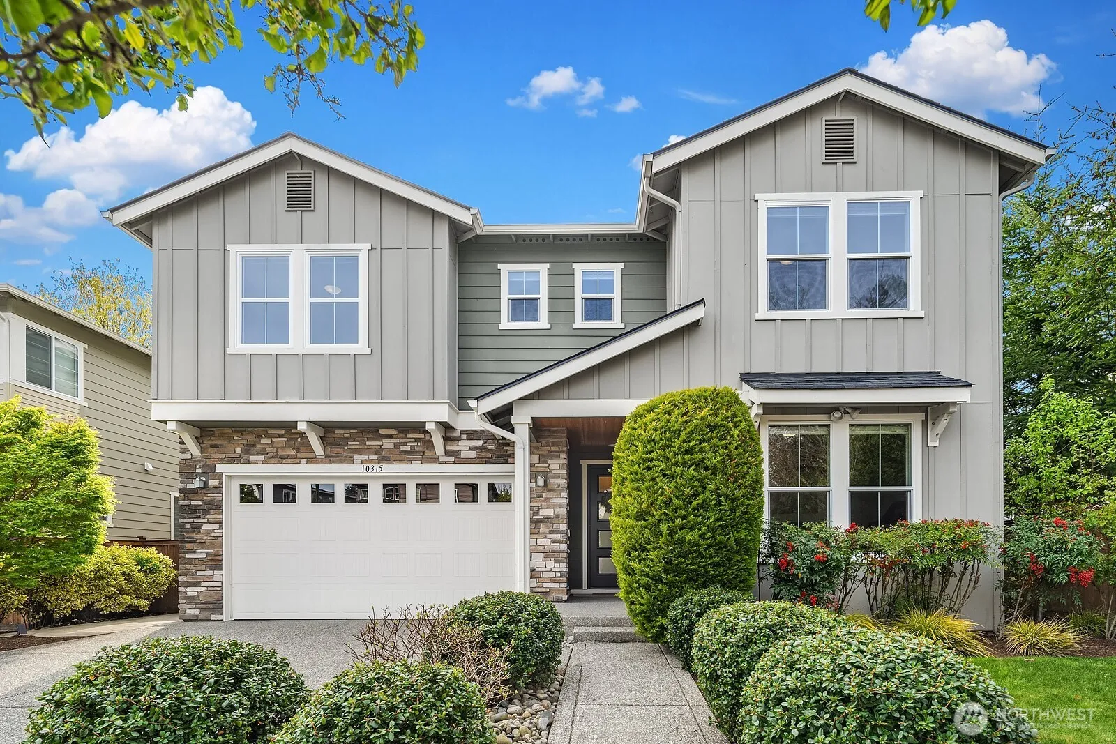 Property photo for 10315 134th Place Ne, Kirkland