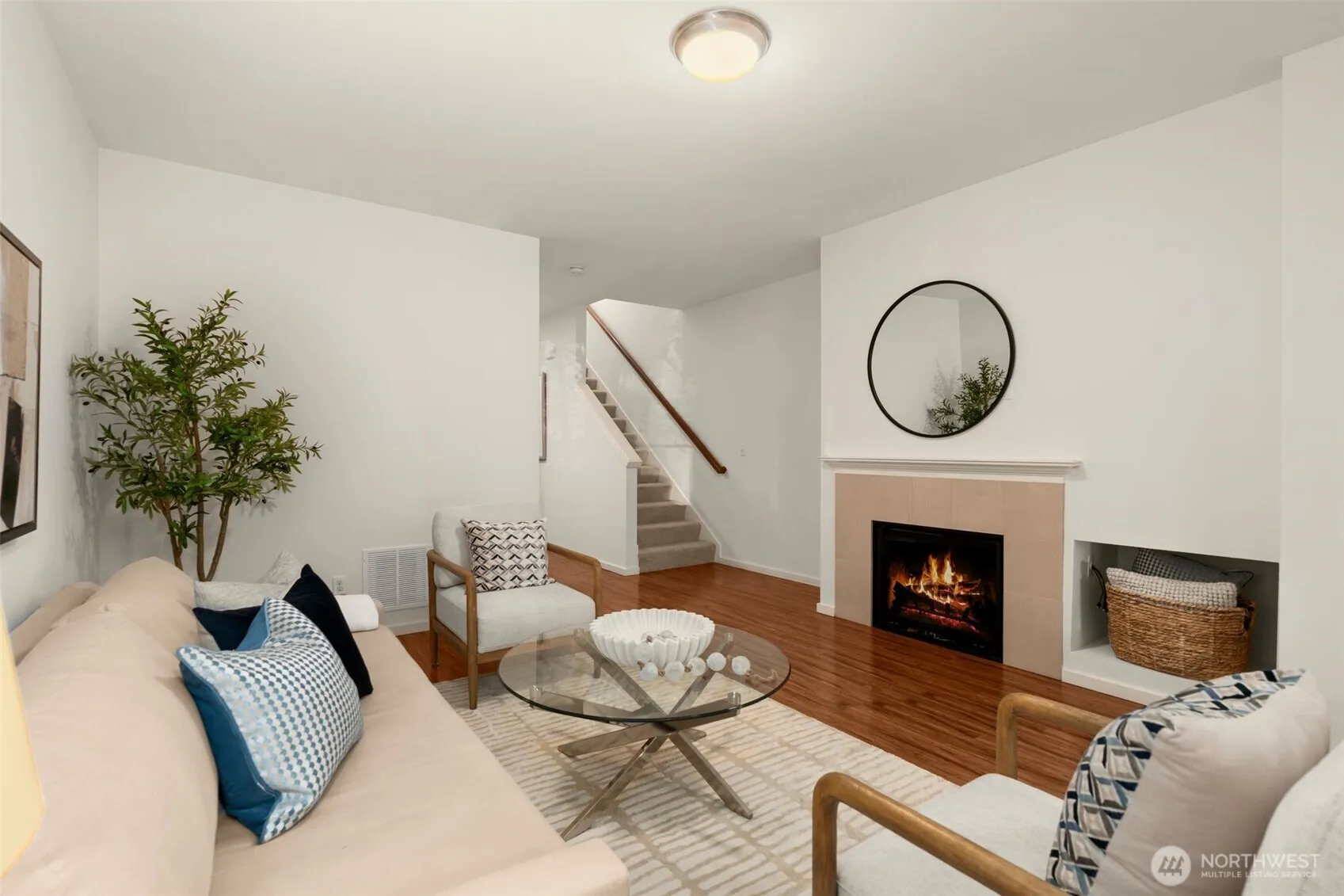Property photo for 2852 S Nevada Street, Seattle photo 4