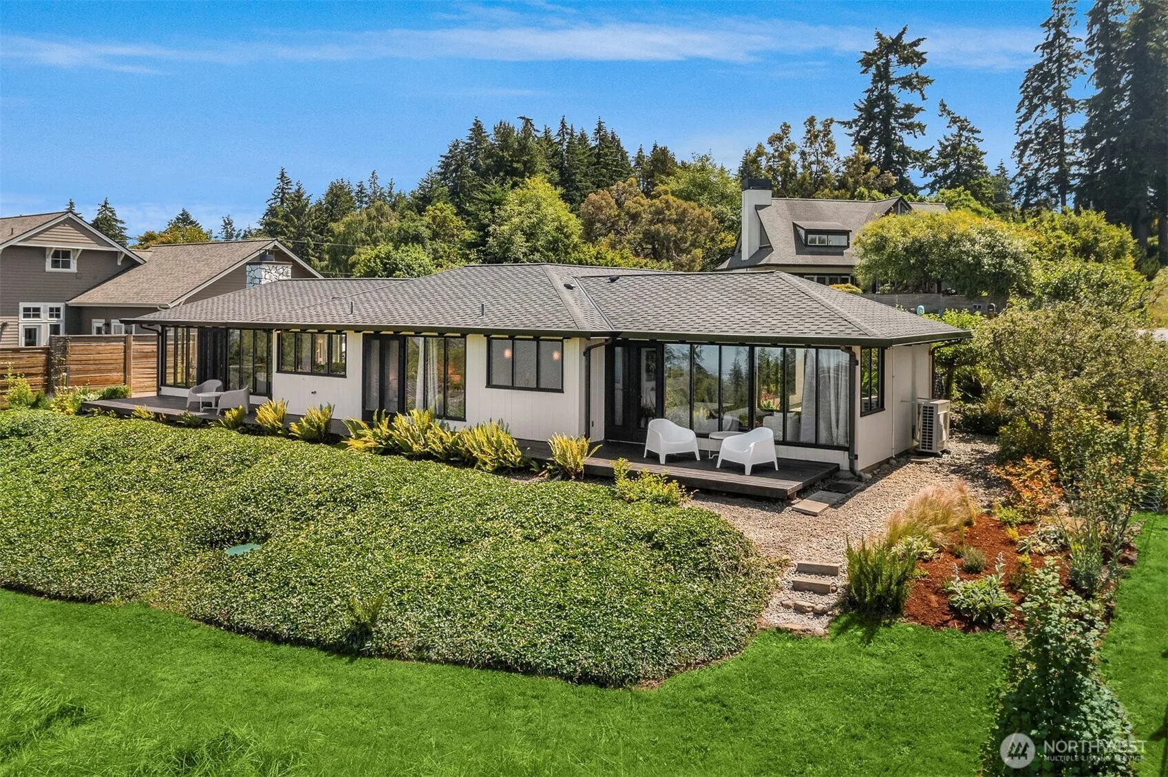 Property photo for 11505 103rd Avenue Sw, Vashon photo 2