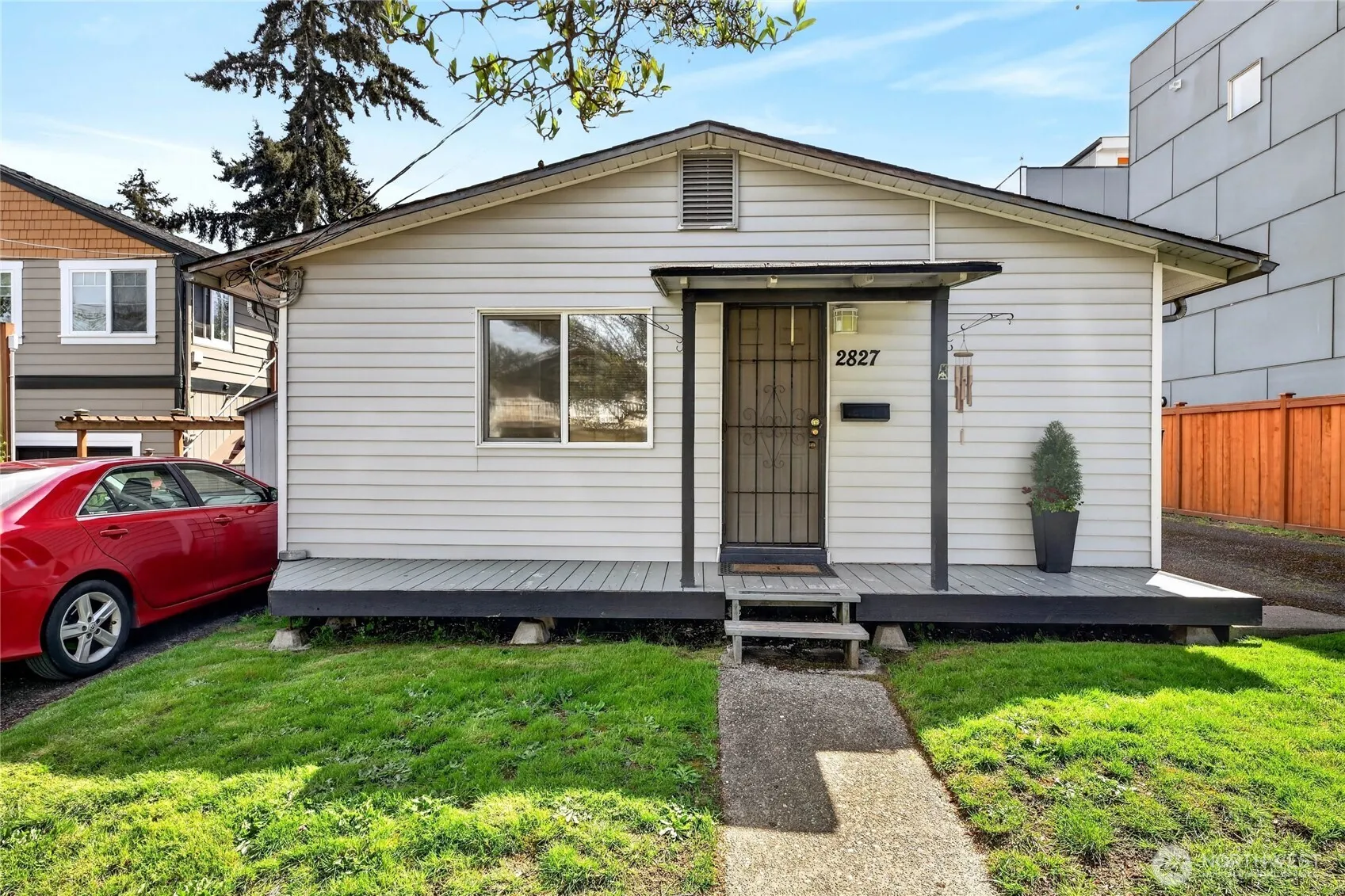 Property photo for 2827 Sw Nevada Street, Seattle photo 5