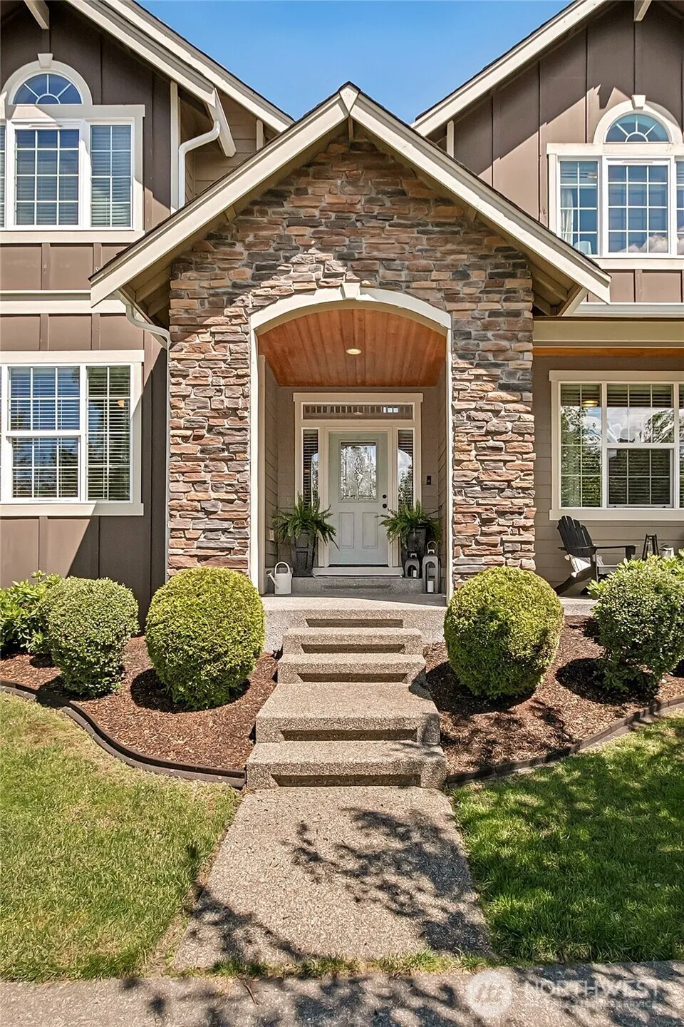 Property photo for 1670 Eagles Nest Place Se, North Bend photo 2
