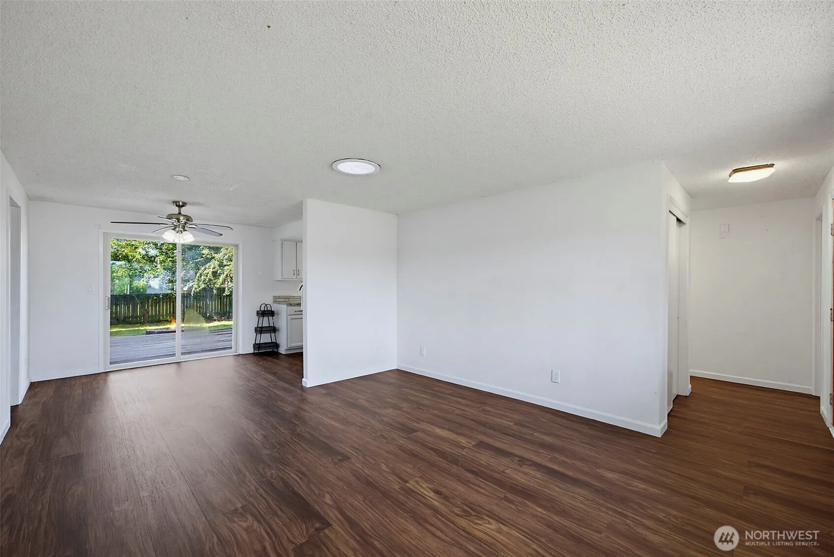 Property photo for 1010 S 88th Street, Tacoma photo 4
