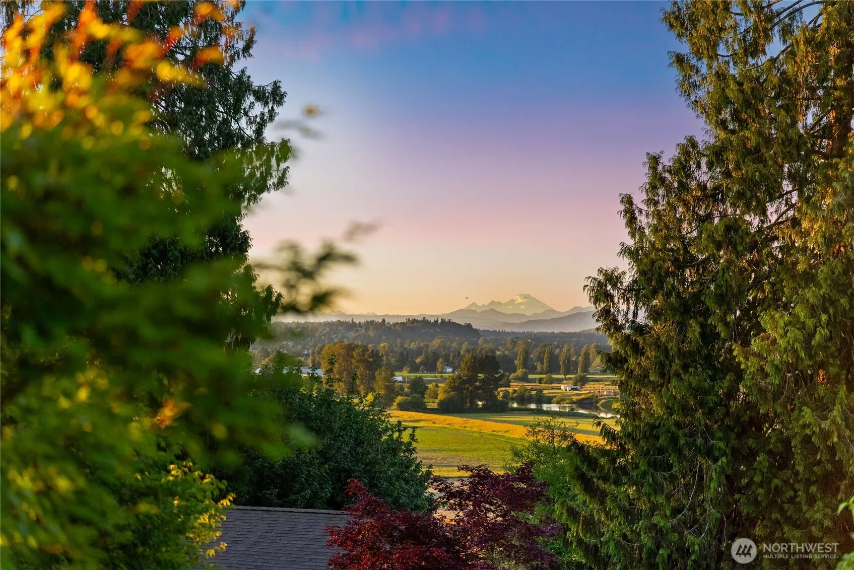 Property photo for 10324 133rd Place Se, Snohomish photo 2
