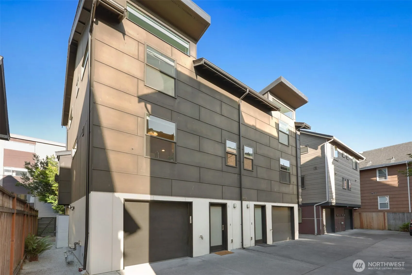Property photo for 1508 44th Avenue Sw #a, Seattle