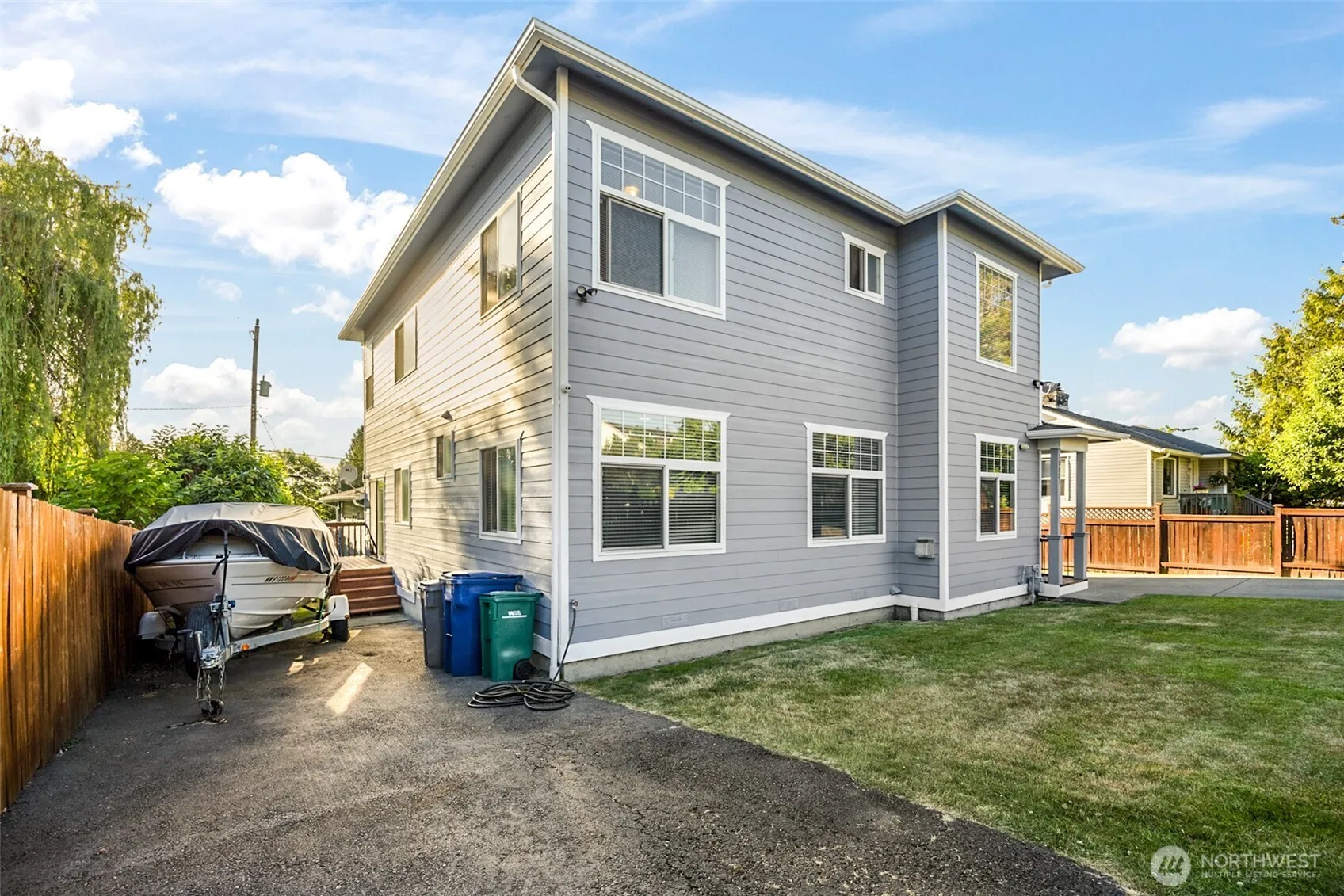 Property photo for 10821 Crestwood Drive S, Seattle photo 3