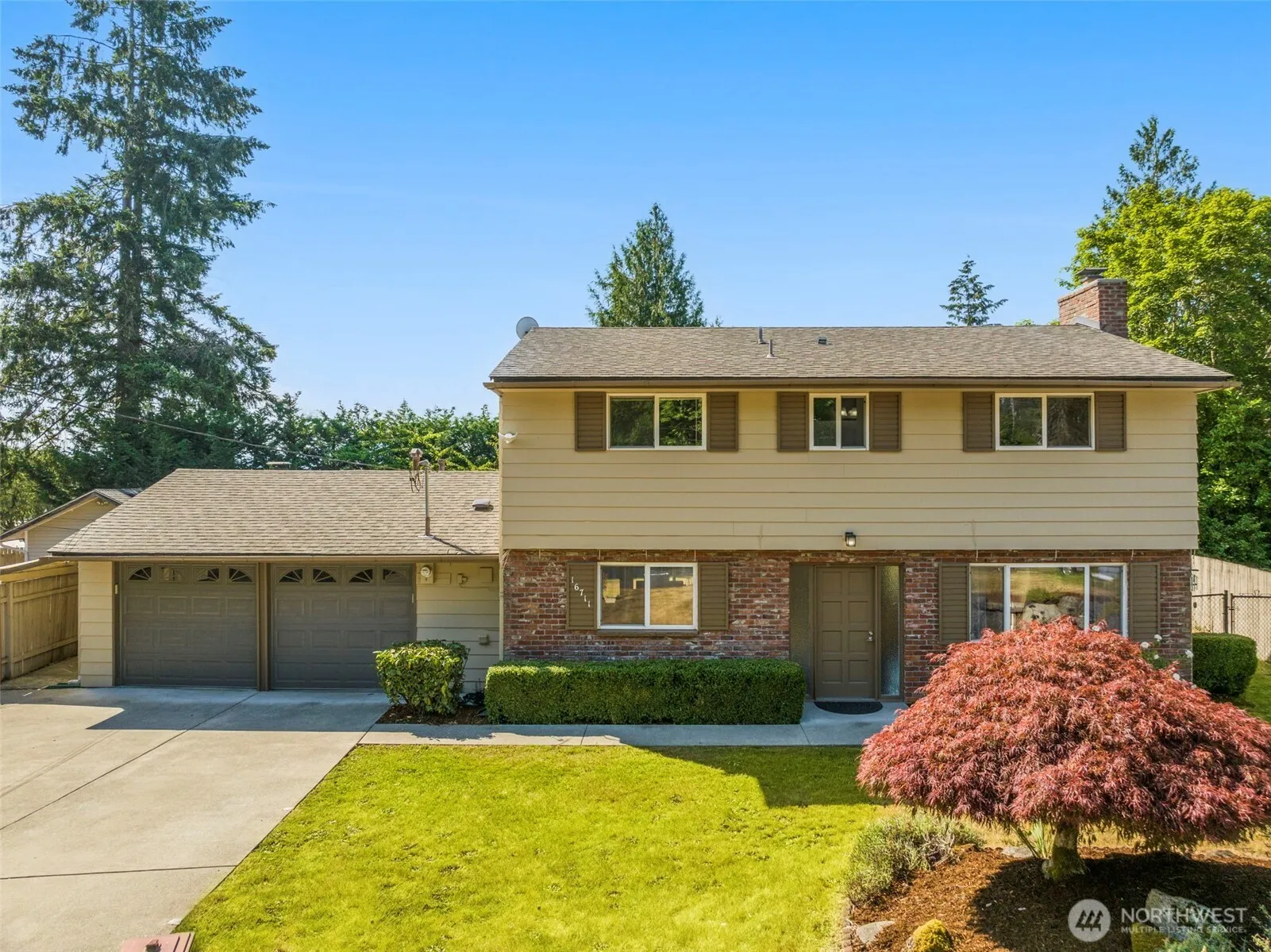 Property photo for 16711 Ne 6th Place, Bellevue