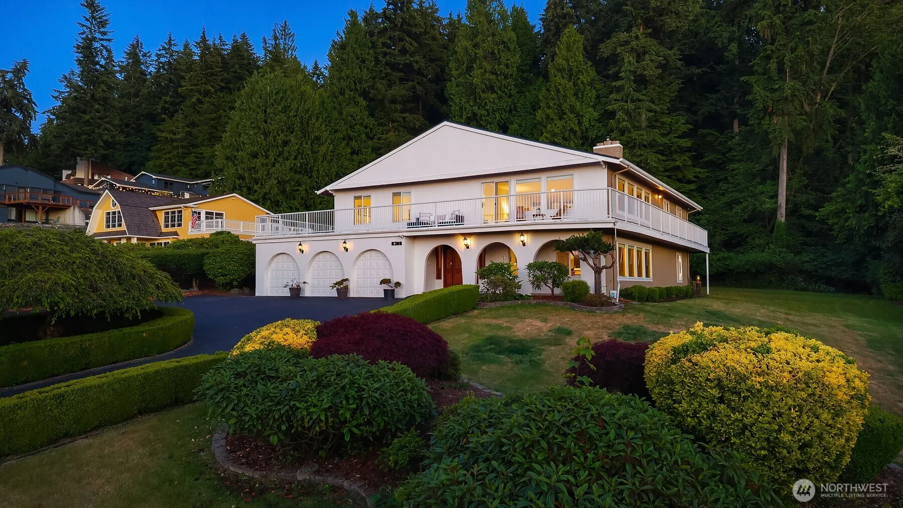 Property photo for 8308 Frederick Place, Edmonds photo 5