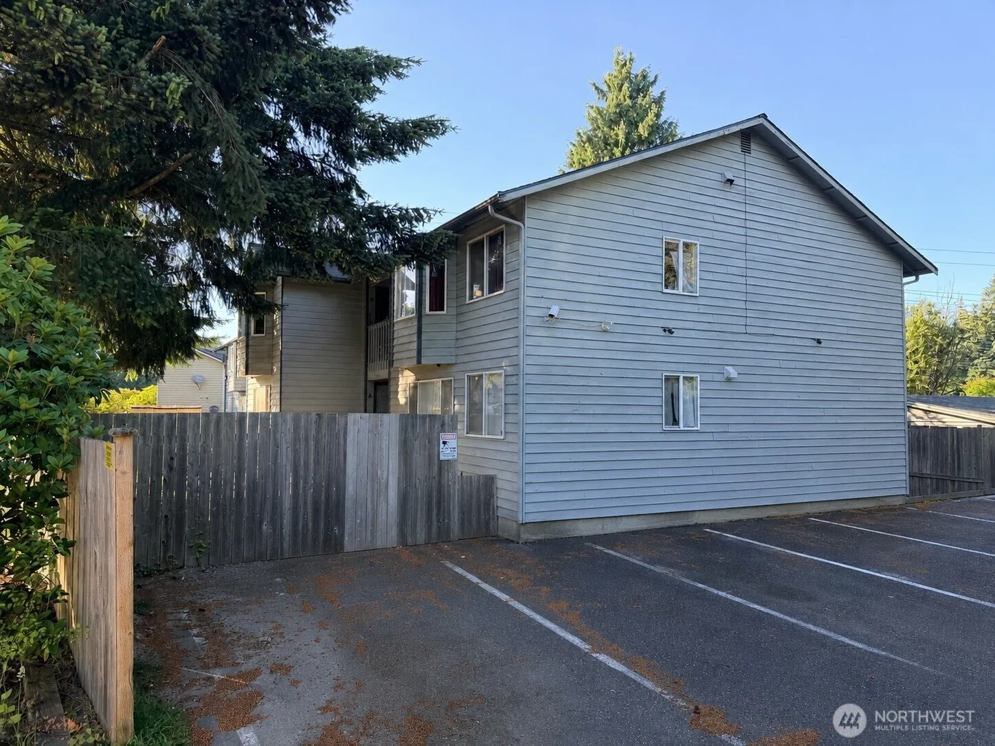 Property photo for 7611 Ridgewood Drive, Everett