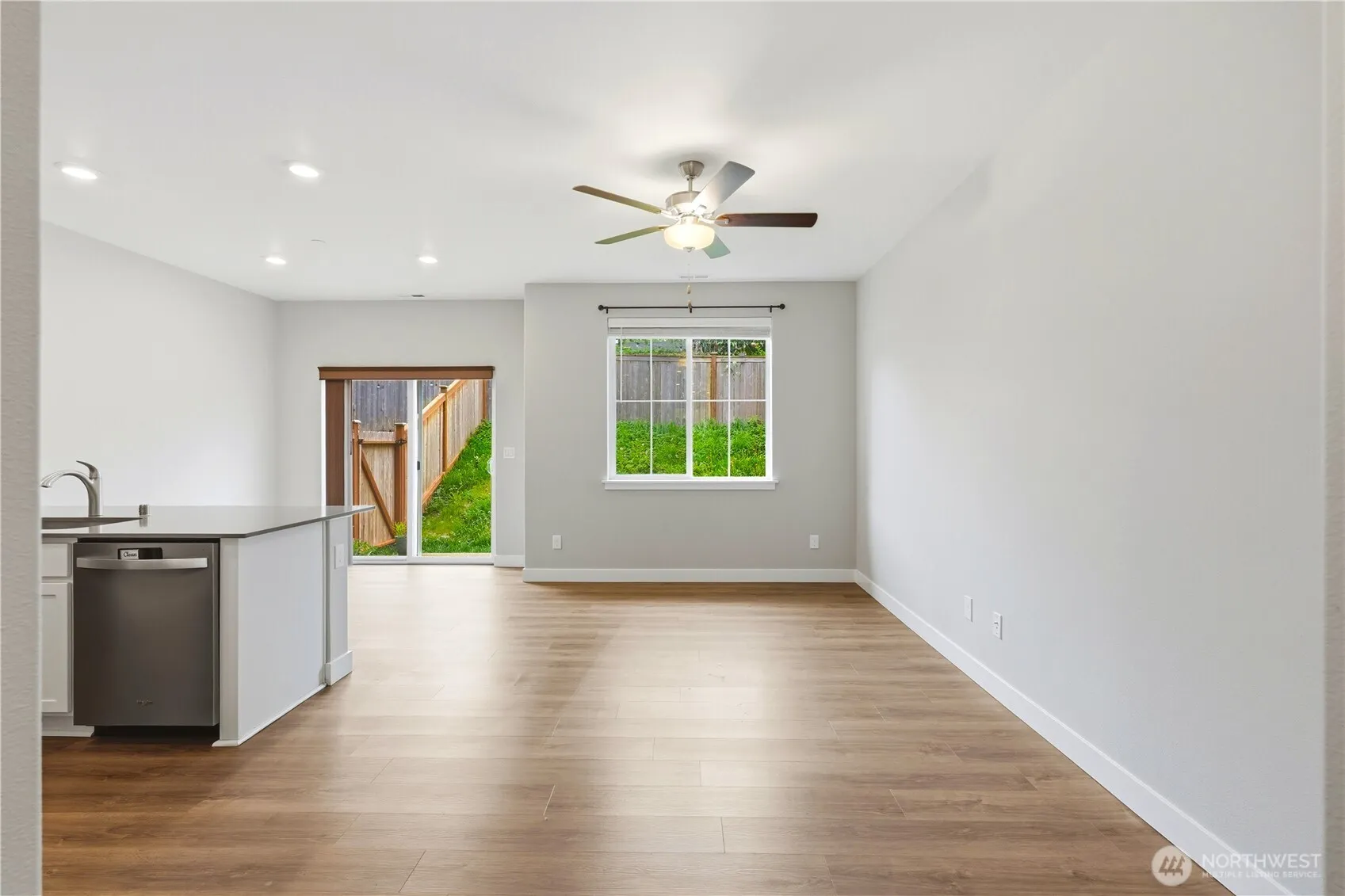 Property photo for 8405 Gilman Way, Arlington photo 5