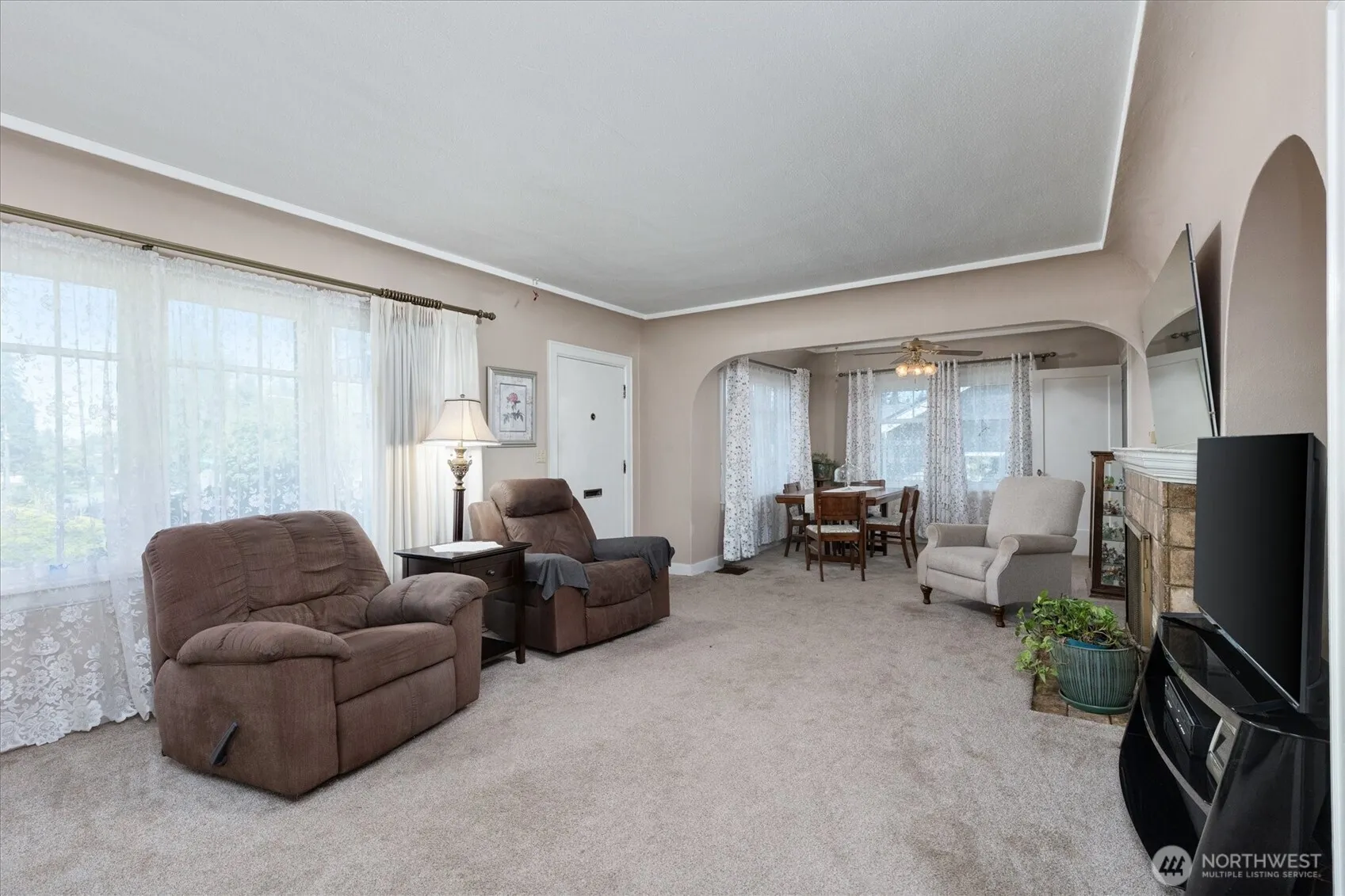 Property photo for 5625 S Sheridan Avenue, Tacoma photo 2