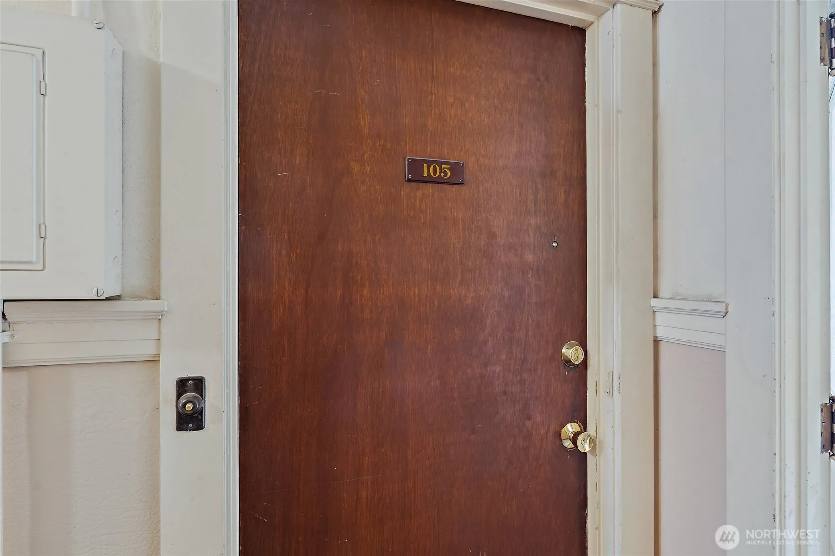 Property photo for 115 Bellevue Avenue E #105, Seattle photo 4