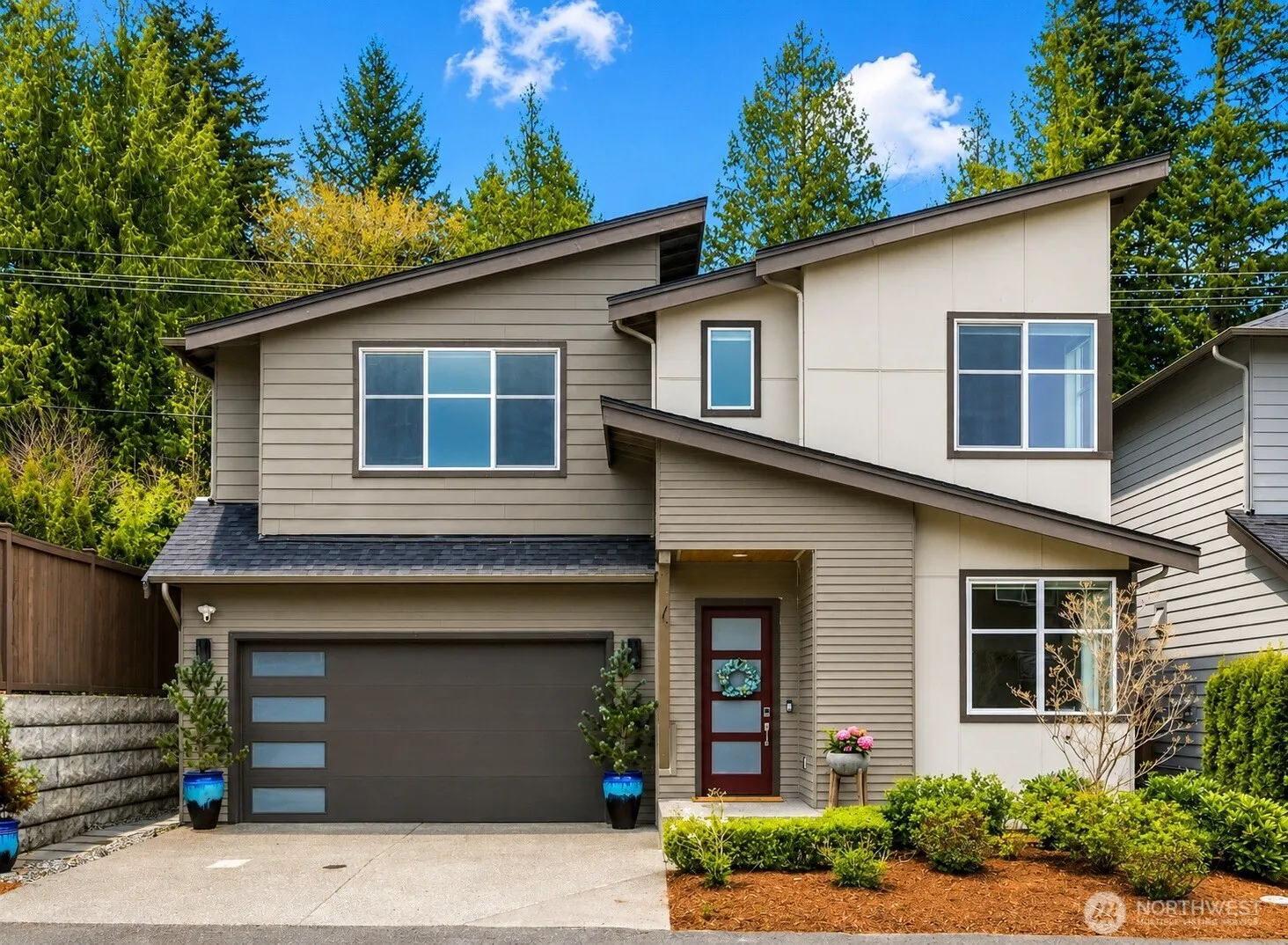 Property photo for 24387 Ne 24th Street, Sammamish photo 2