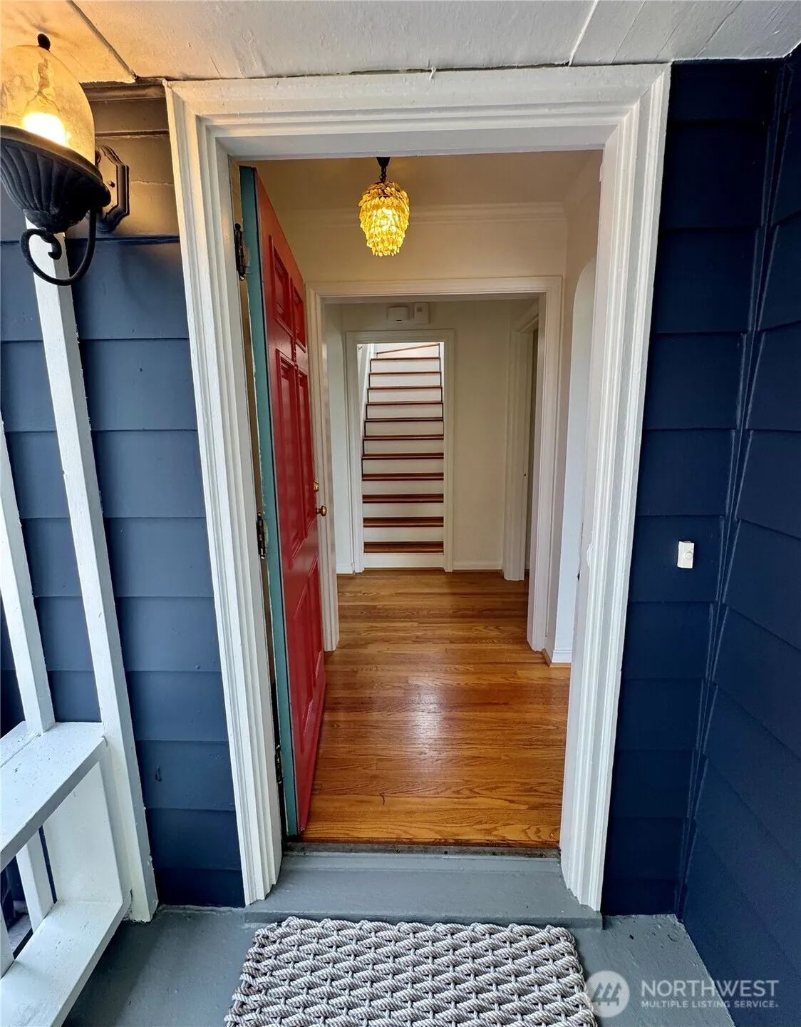 Property photo for 4432 Sw 102nd Street, Seattle photo 5