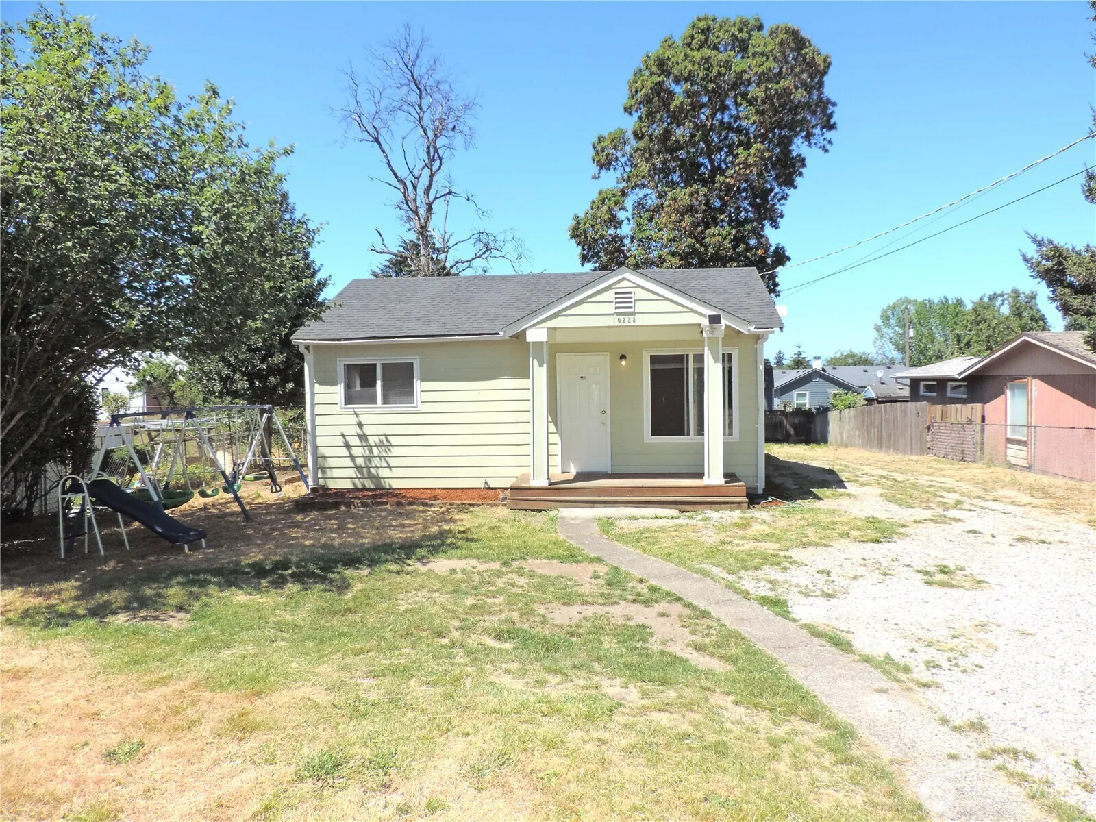 Property photo for 10233 10th Avenue Sw, Seattle
