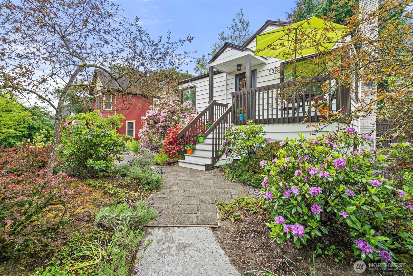Property photo for 731 19th Avenue, Seattle photo 2