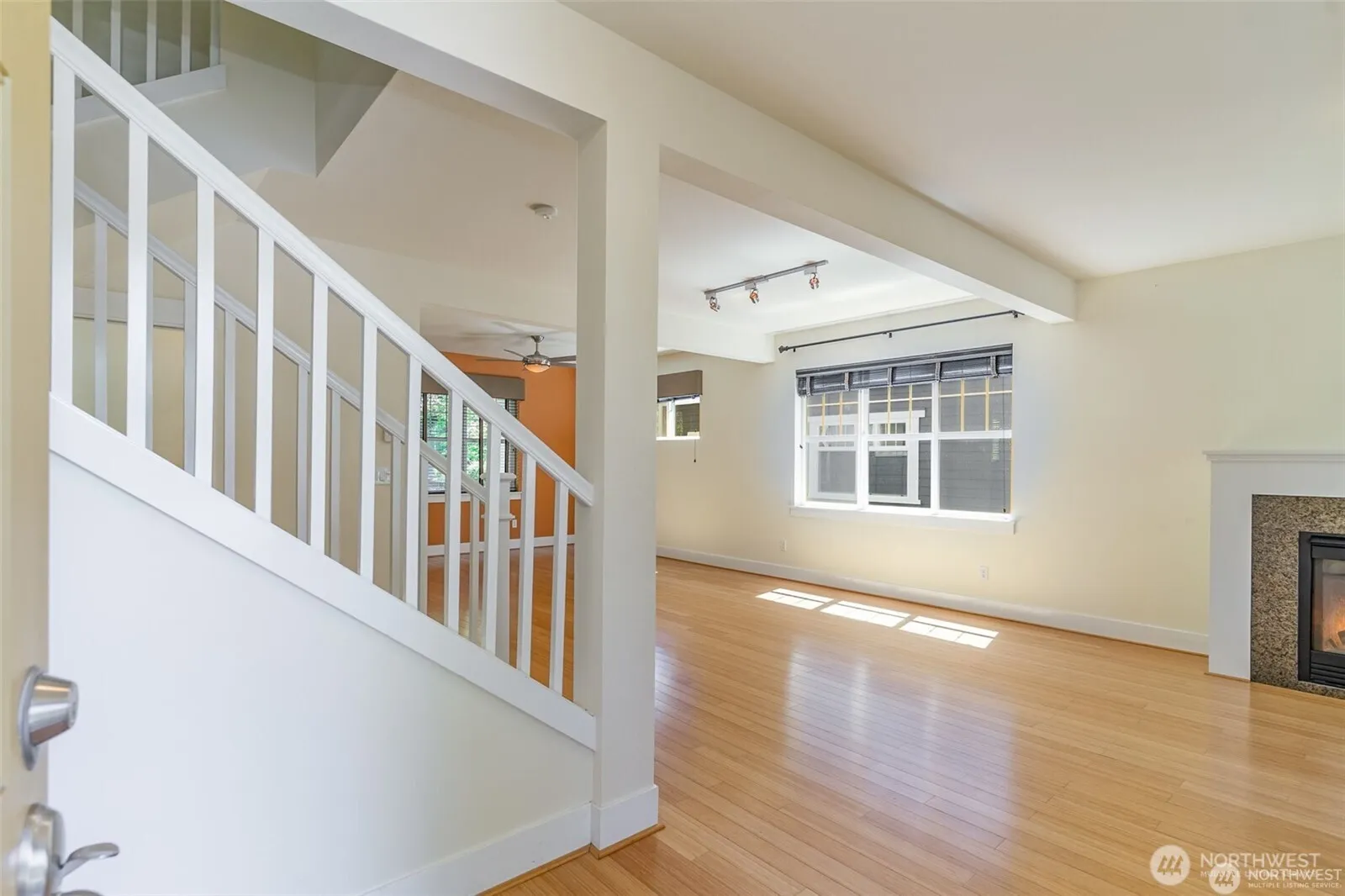 Property photo for 1774 25th Avenue Ne, Issaquah photo 3