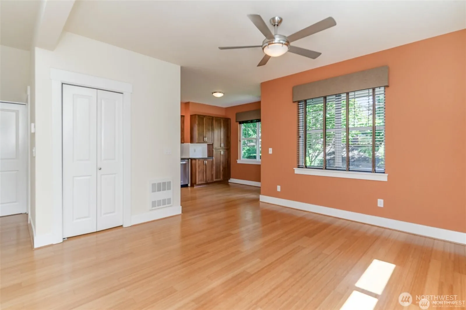 Property photo for 1774 25th Avenue Ne, Issaquah photo 4