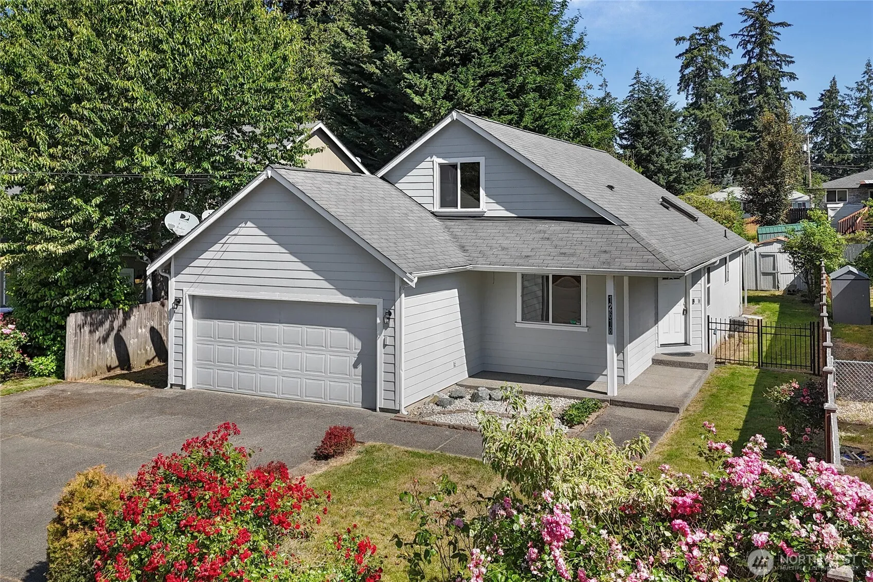 Property photo for 12618 Naomilawn Drive Sw, Lakewood photo 2