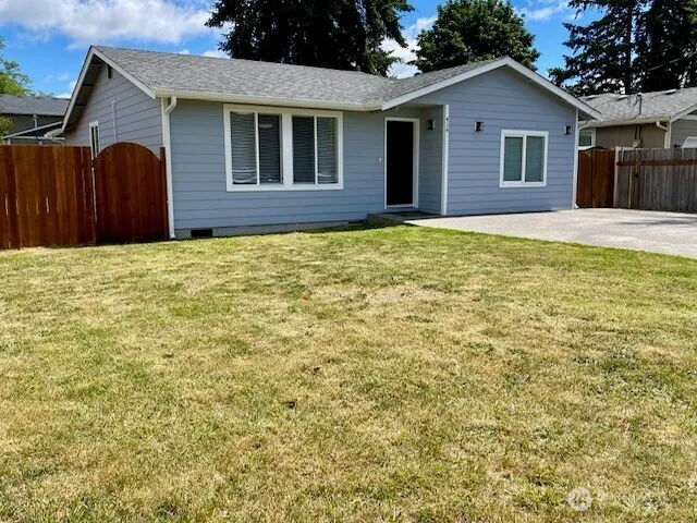 Property photo for 416 Mckenzie Avenue Sw, Yelm photo 3