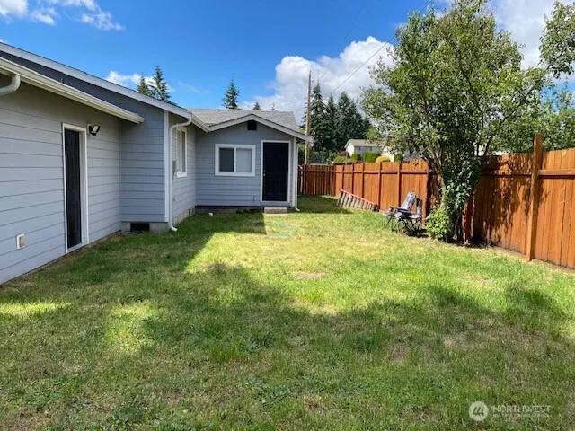 Property photo for 416 Mckenzie Avenue Sw, Yelm photo 5