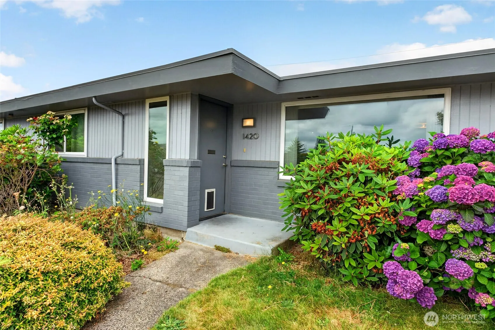 Property photo for 1420 N Woodlawn, Tacoma photo 3